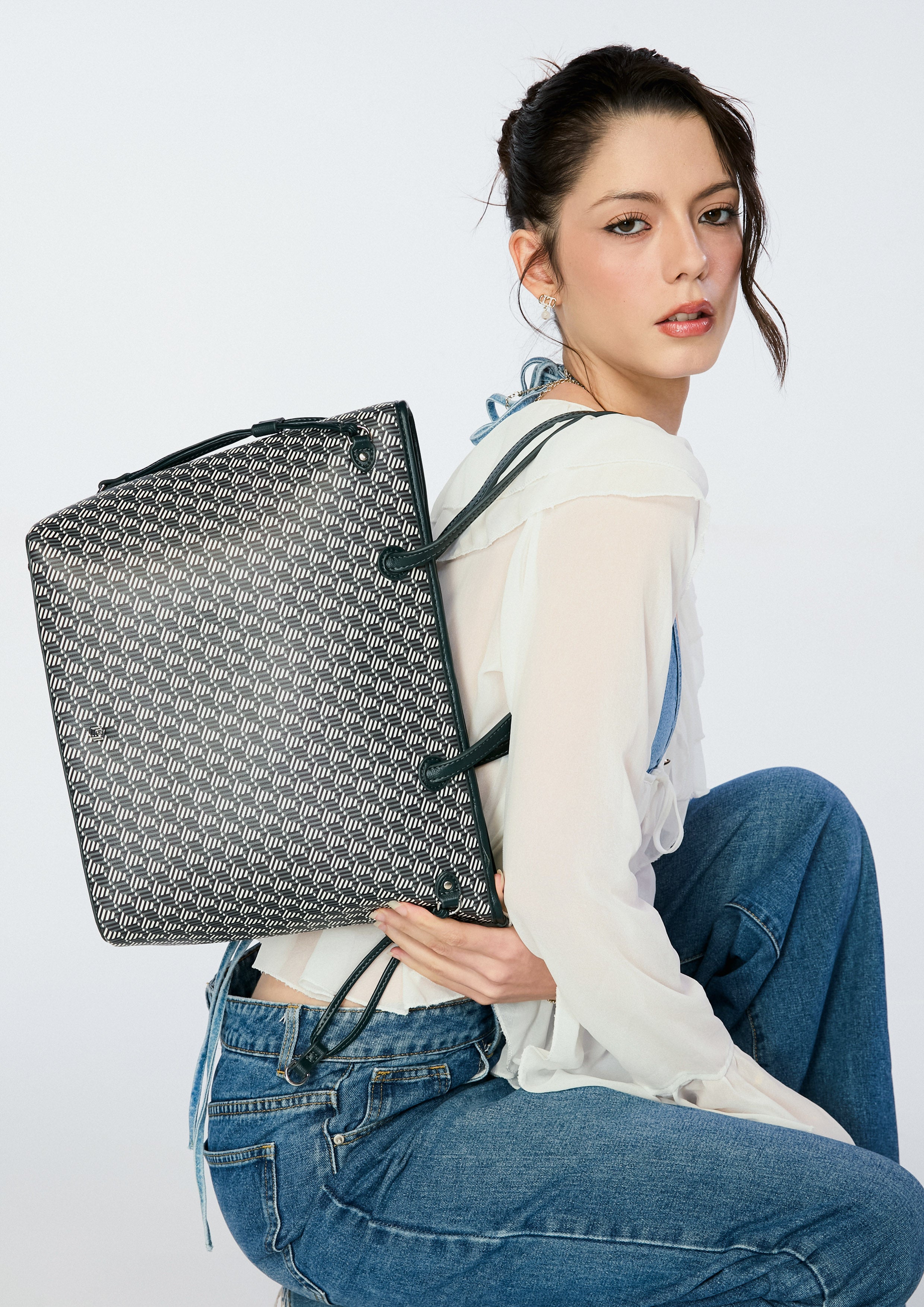 กระเป๋าโท้ท Milton Infinite L