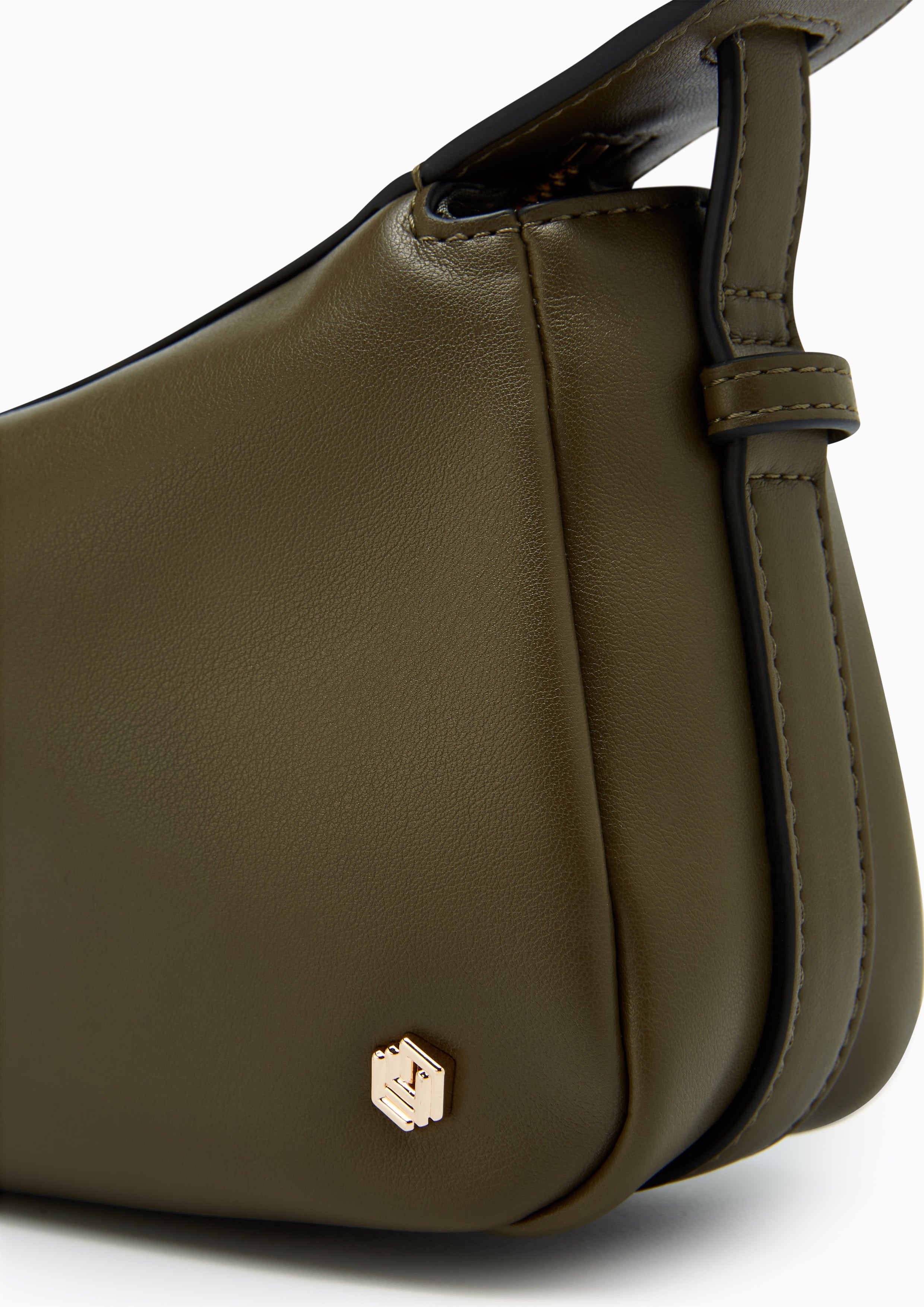 กระเป๋าสะพายไหล่ Terracotta Infinite M