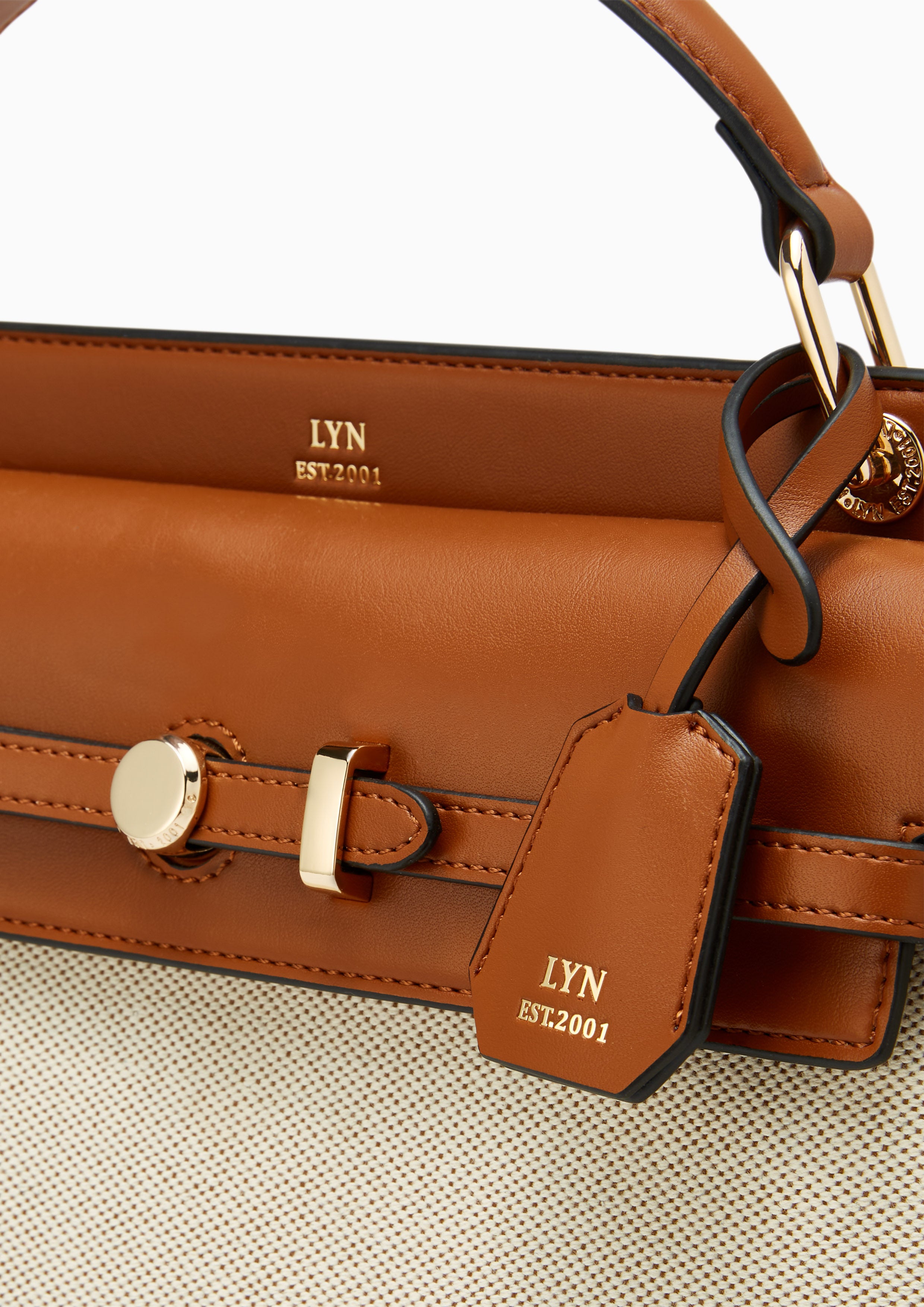 กระเป๋าถือ Re-Edit Anderson Ease L