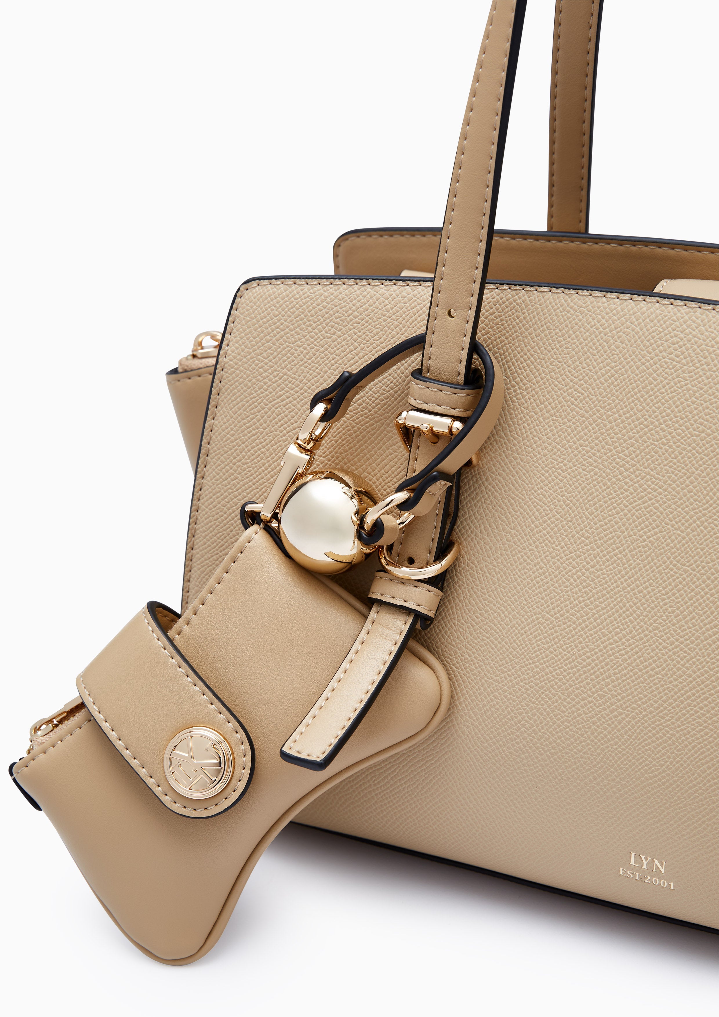 Montae L Handle Bag Beige