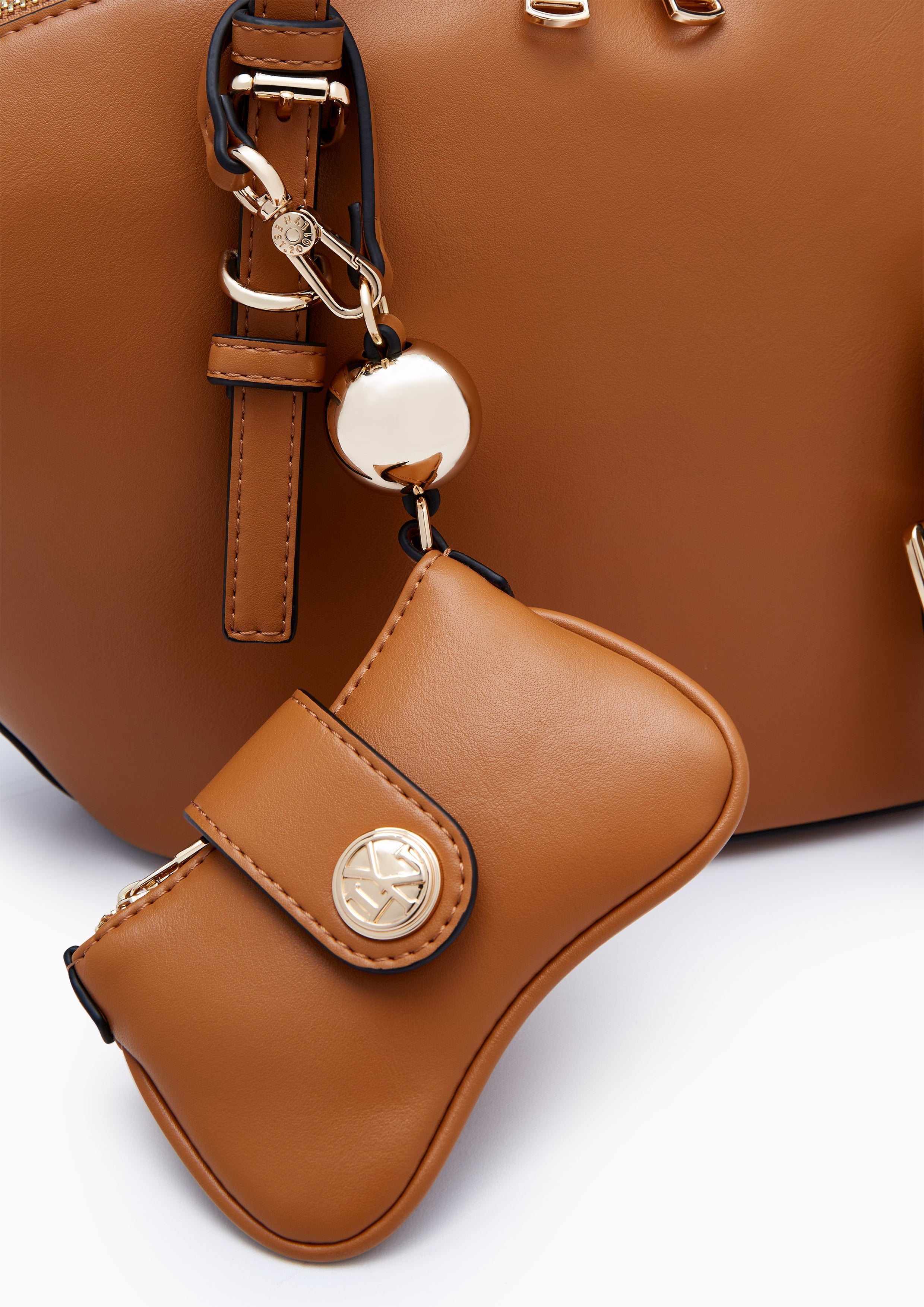 Montae M Handle Bag Brown