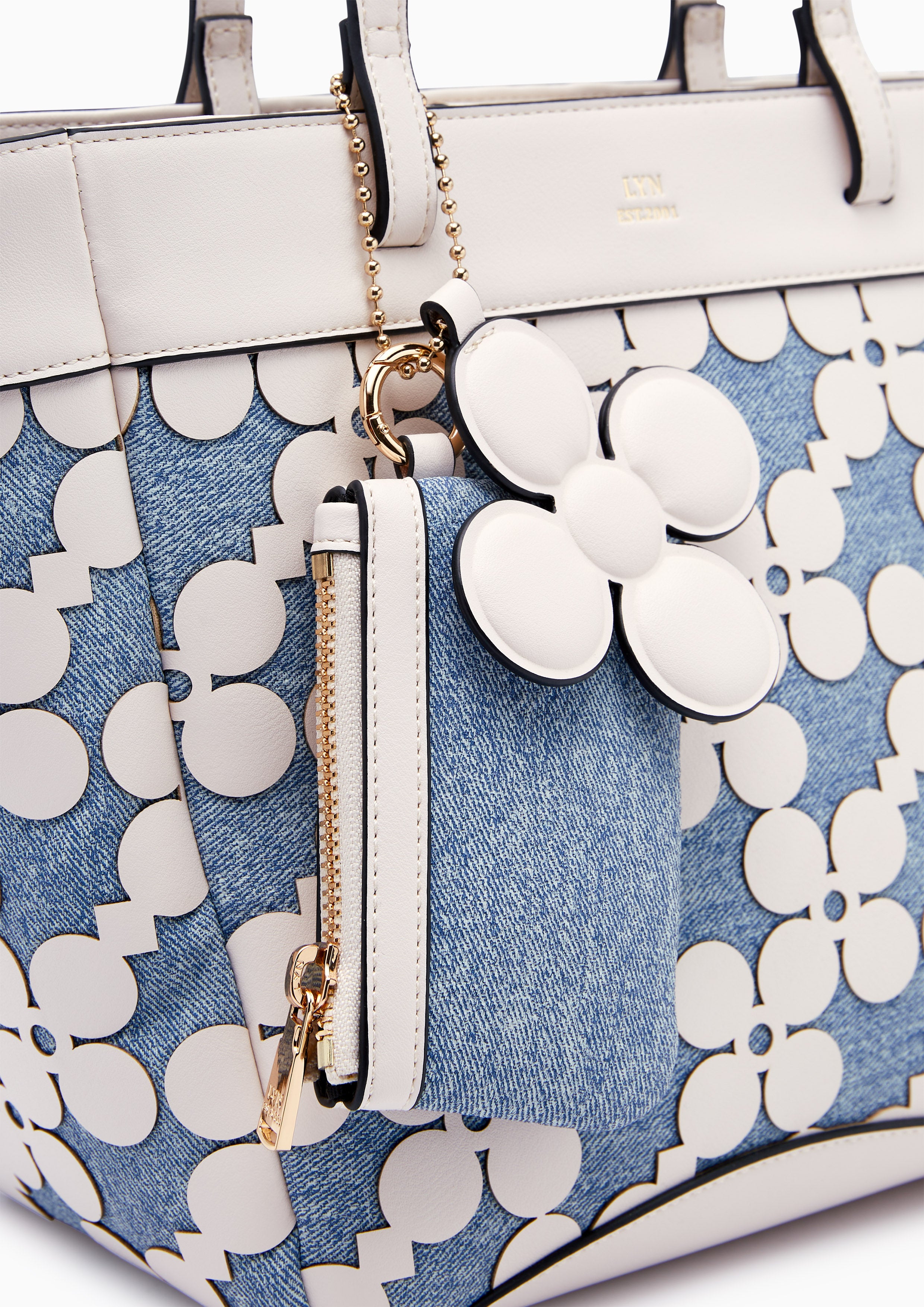 กระเป๋าโท้ท Corey L