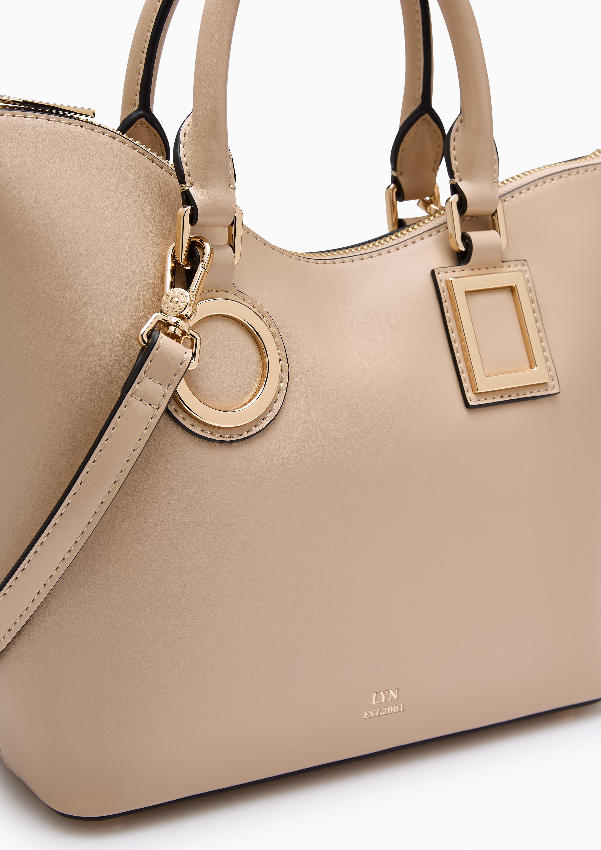 กระเป๋าถือ Devyn