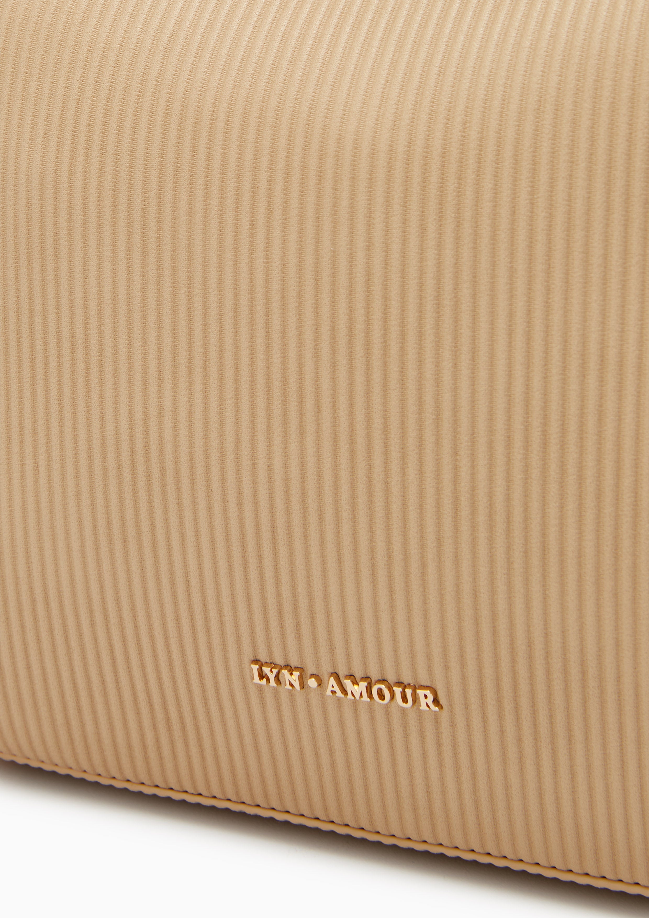 กระเป๋าสะพายไหล่ Cora M