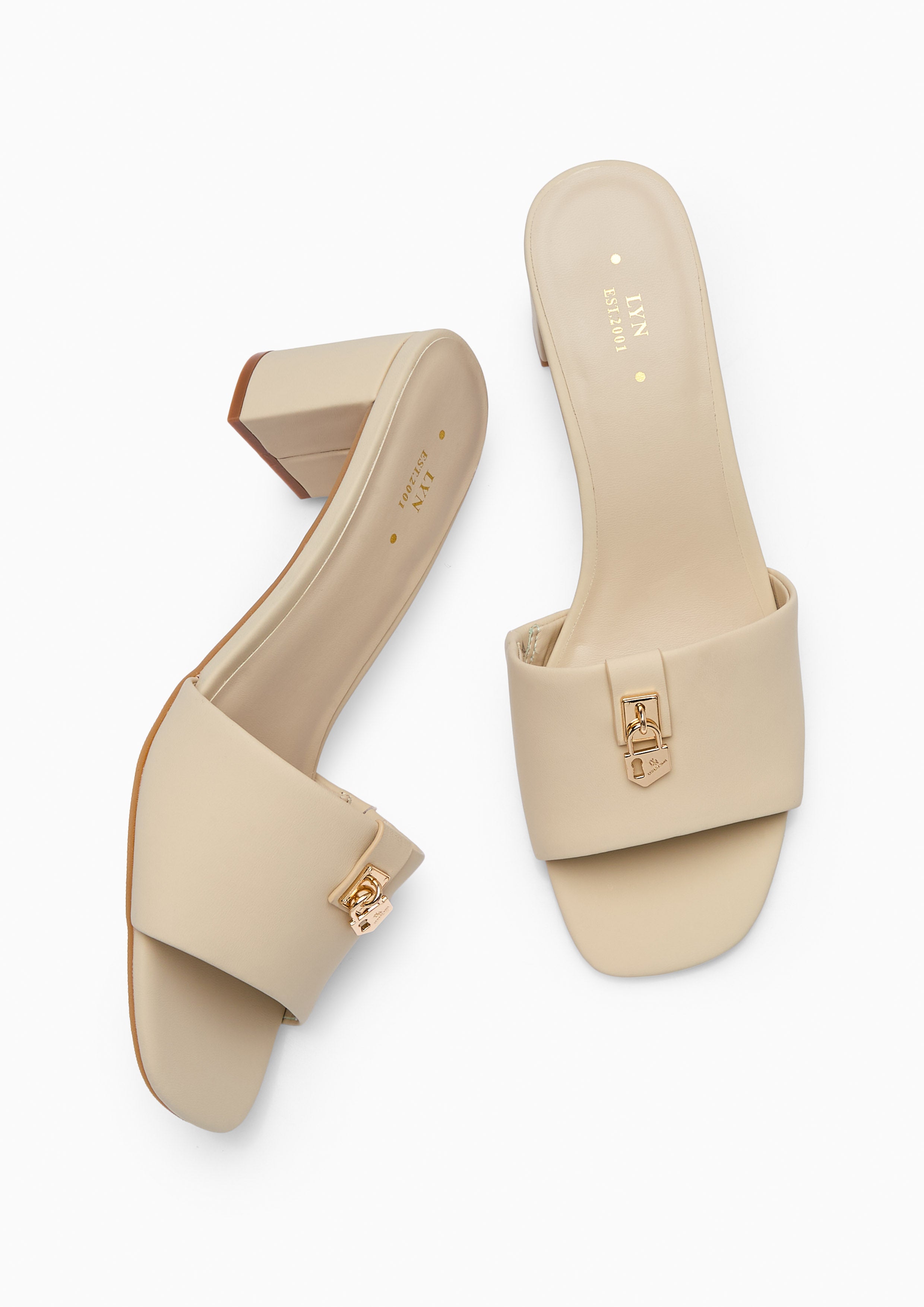 รองเท้า Neutra Mid Heels