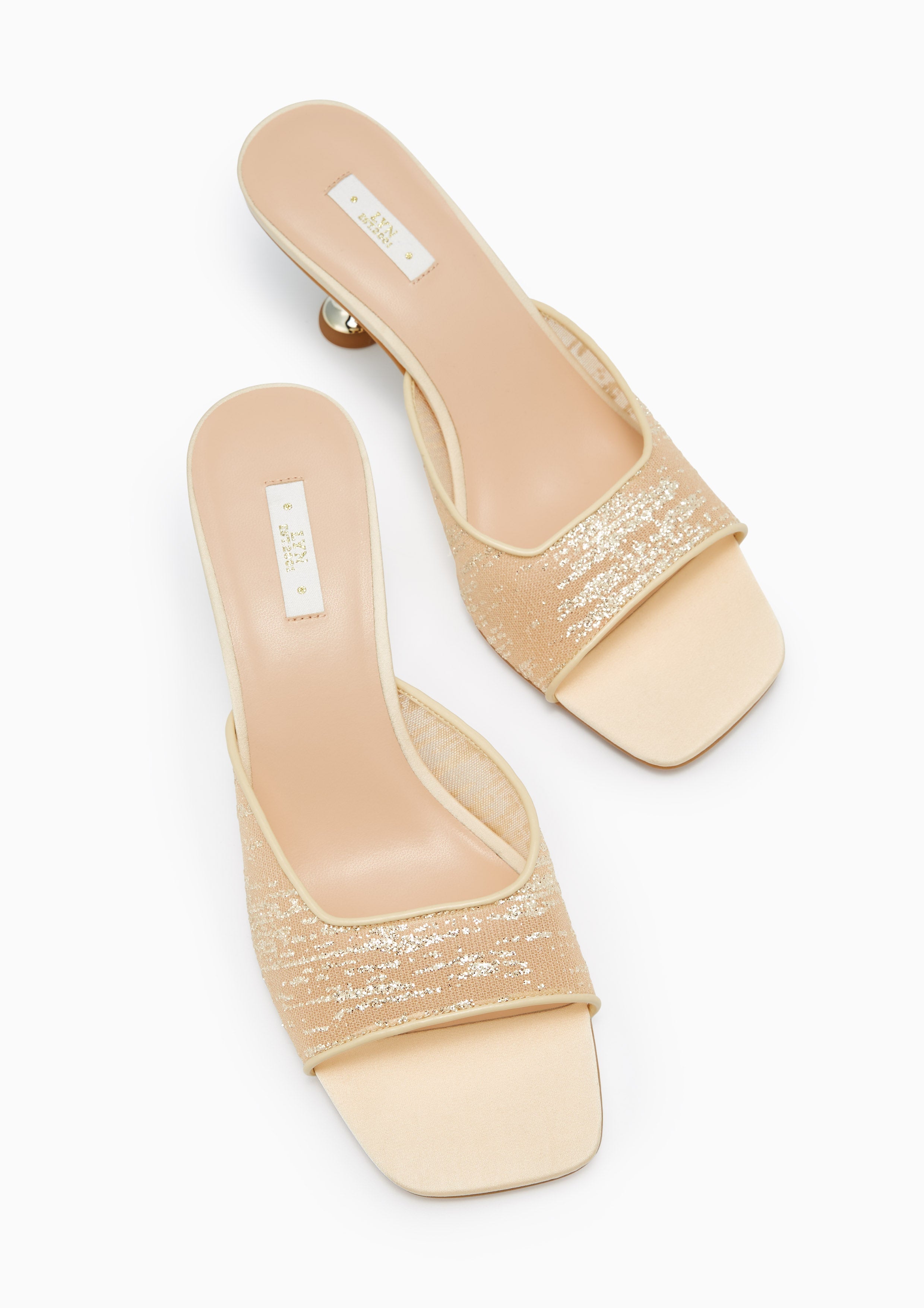 รองเท้าส้นสูง Coco