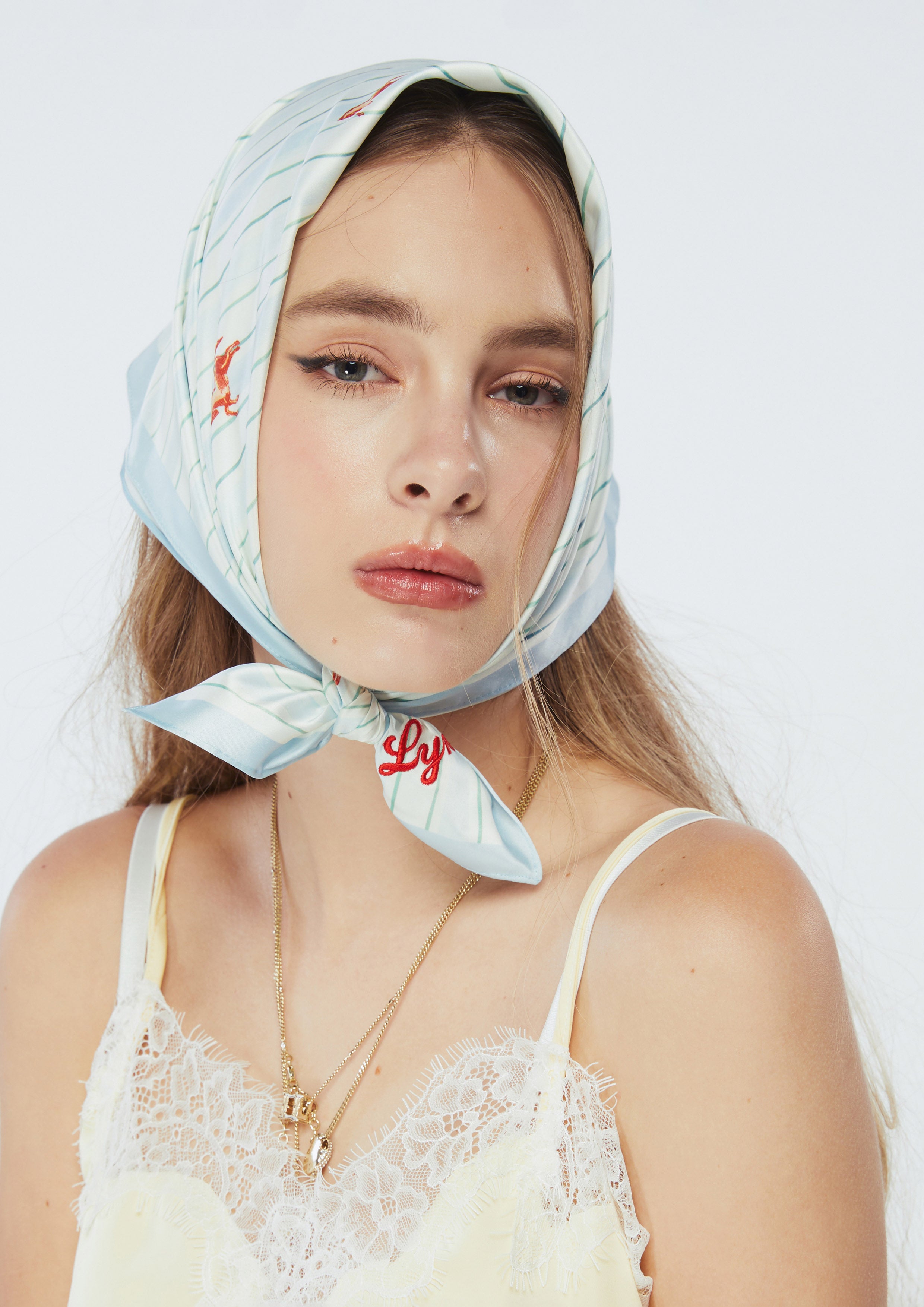 ผ้าพันคอแฟชั่น Sophia