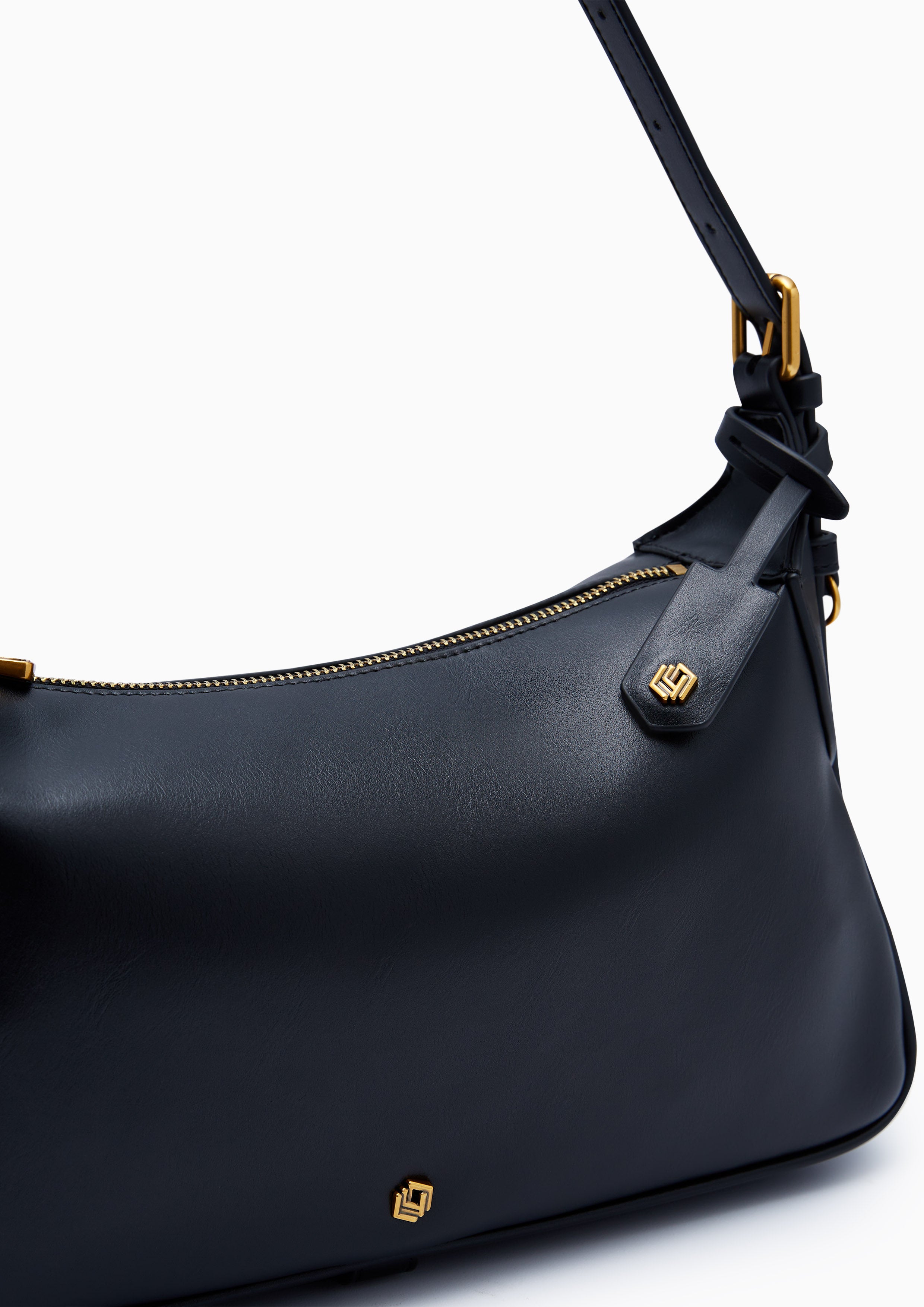 Gem M Shoulder Bag Black