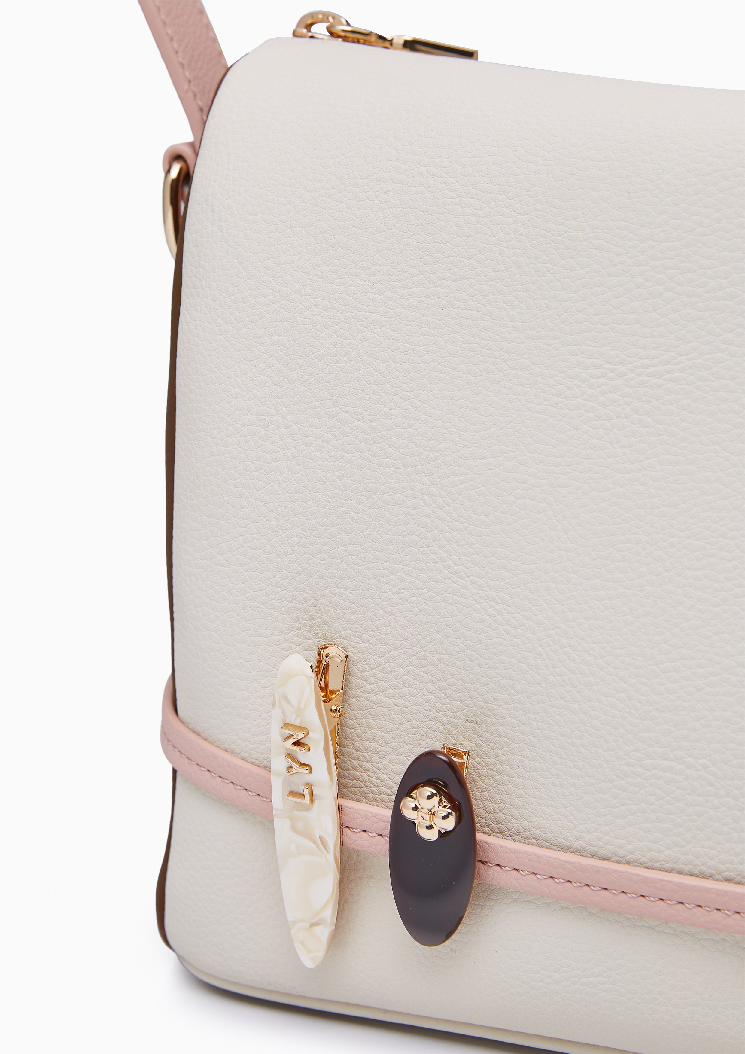 Ai Shoulder Bag Ivory