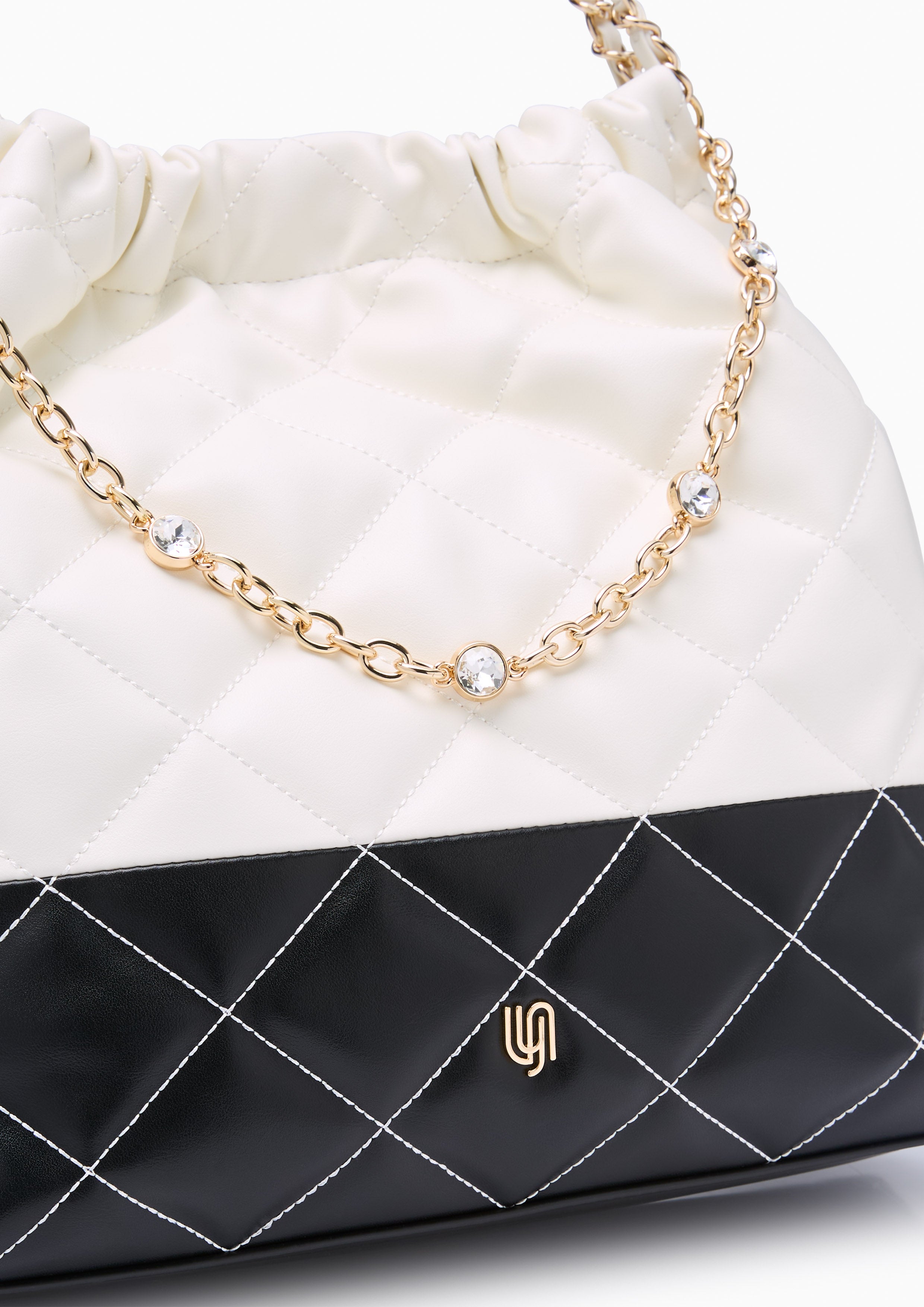 กระเป๋าสะพายไหล่ Monet Party II Infinite L