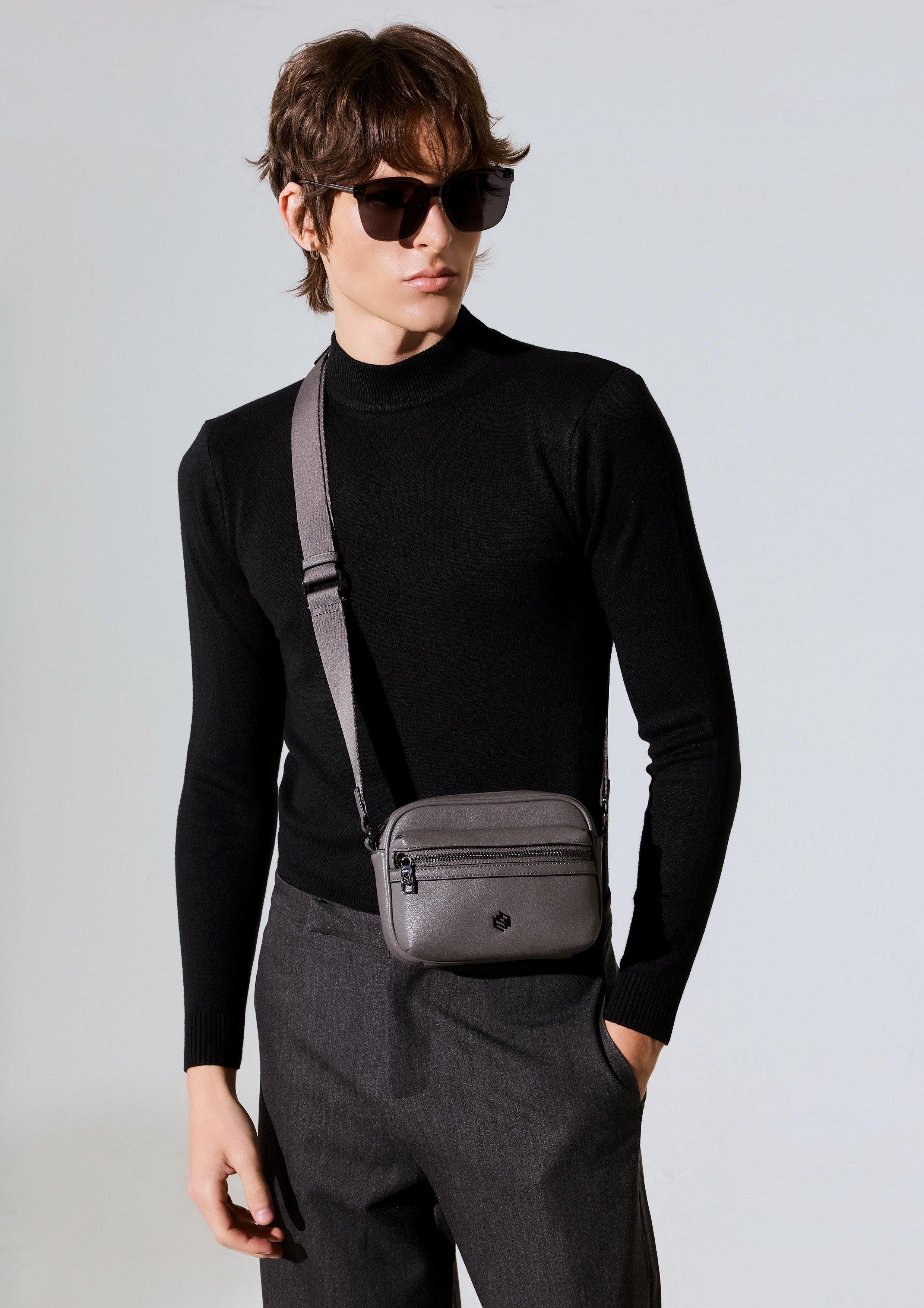 Zoll Infinite Mini Crossbody Bag Dark Grey