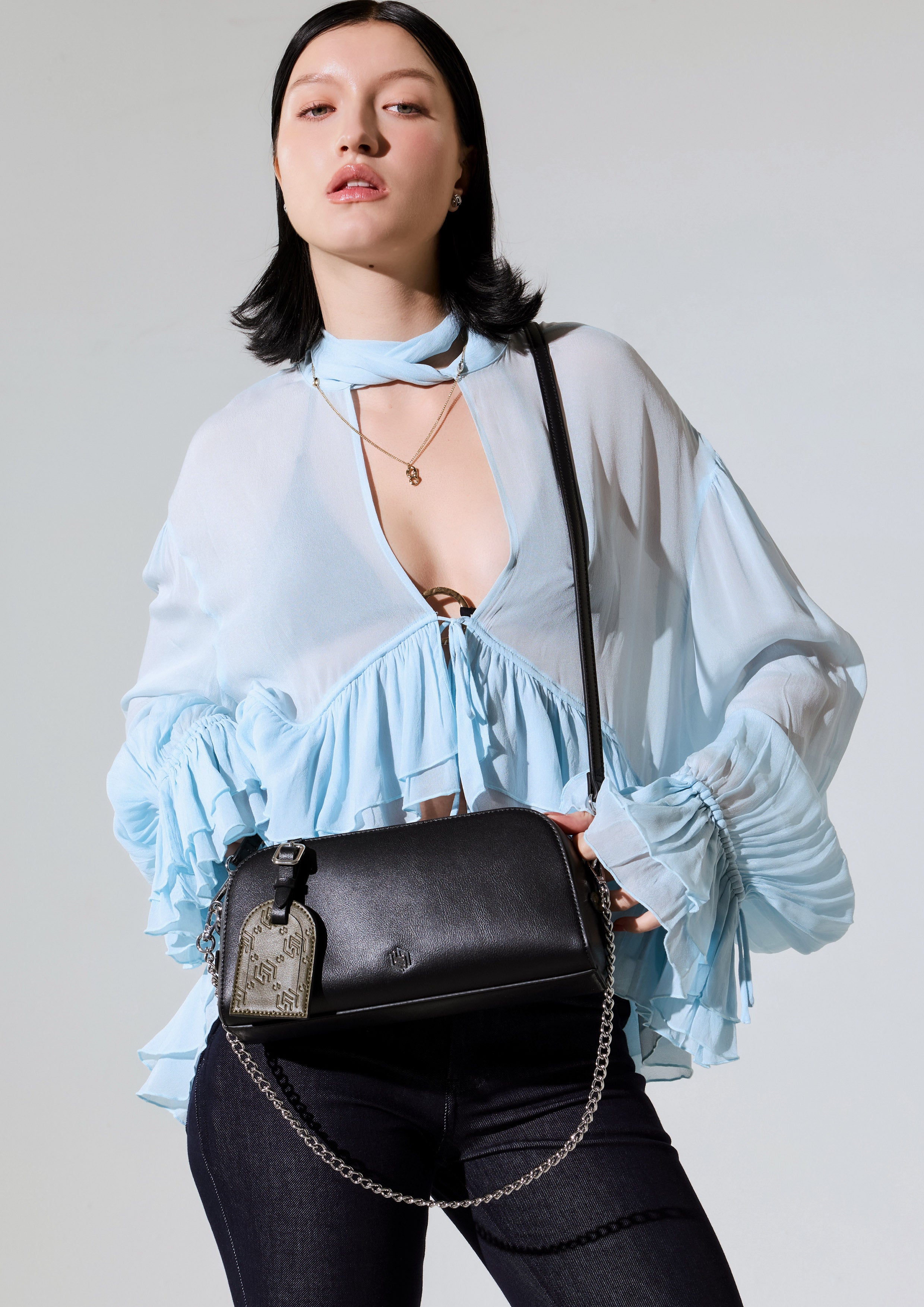 Zoll Infinite Chain Crossbody Bag Black