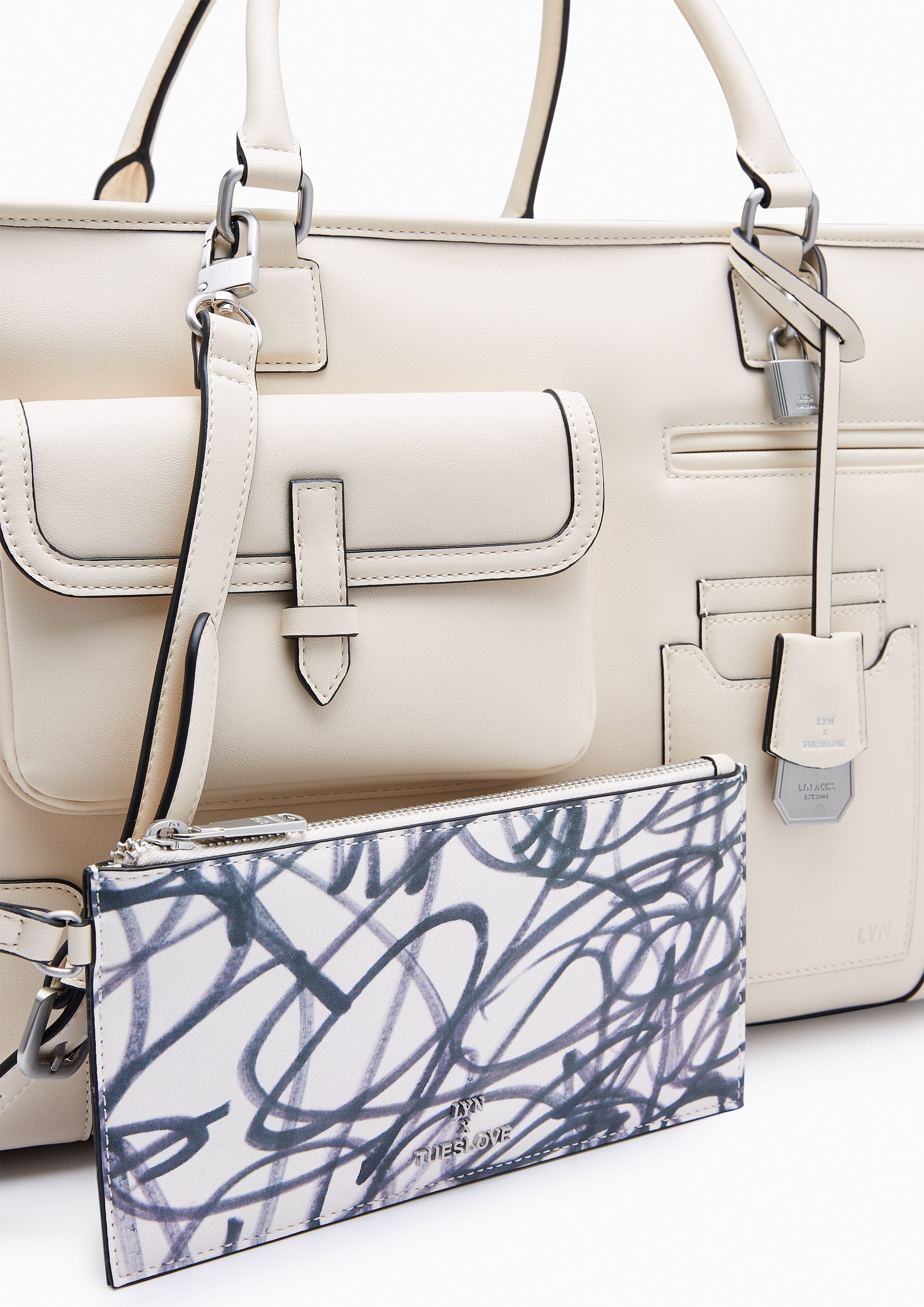 กระเป๋า Tue Love XL