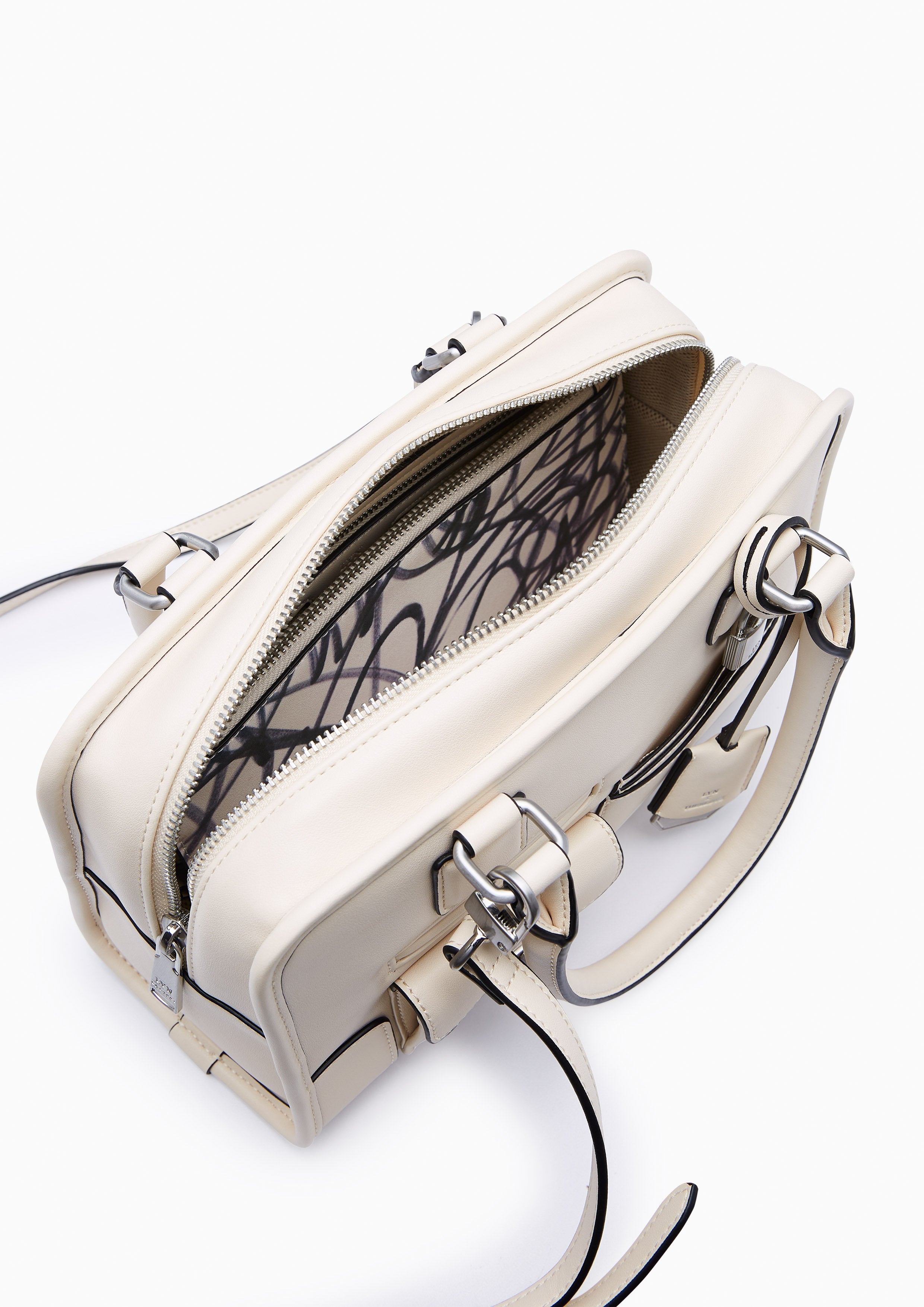 Tue Love S Bag Ivory