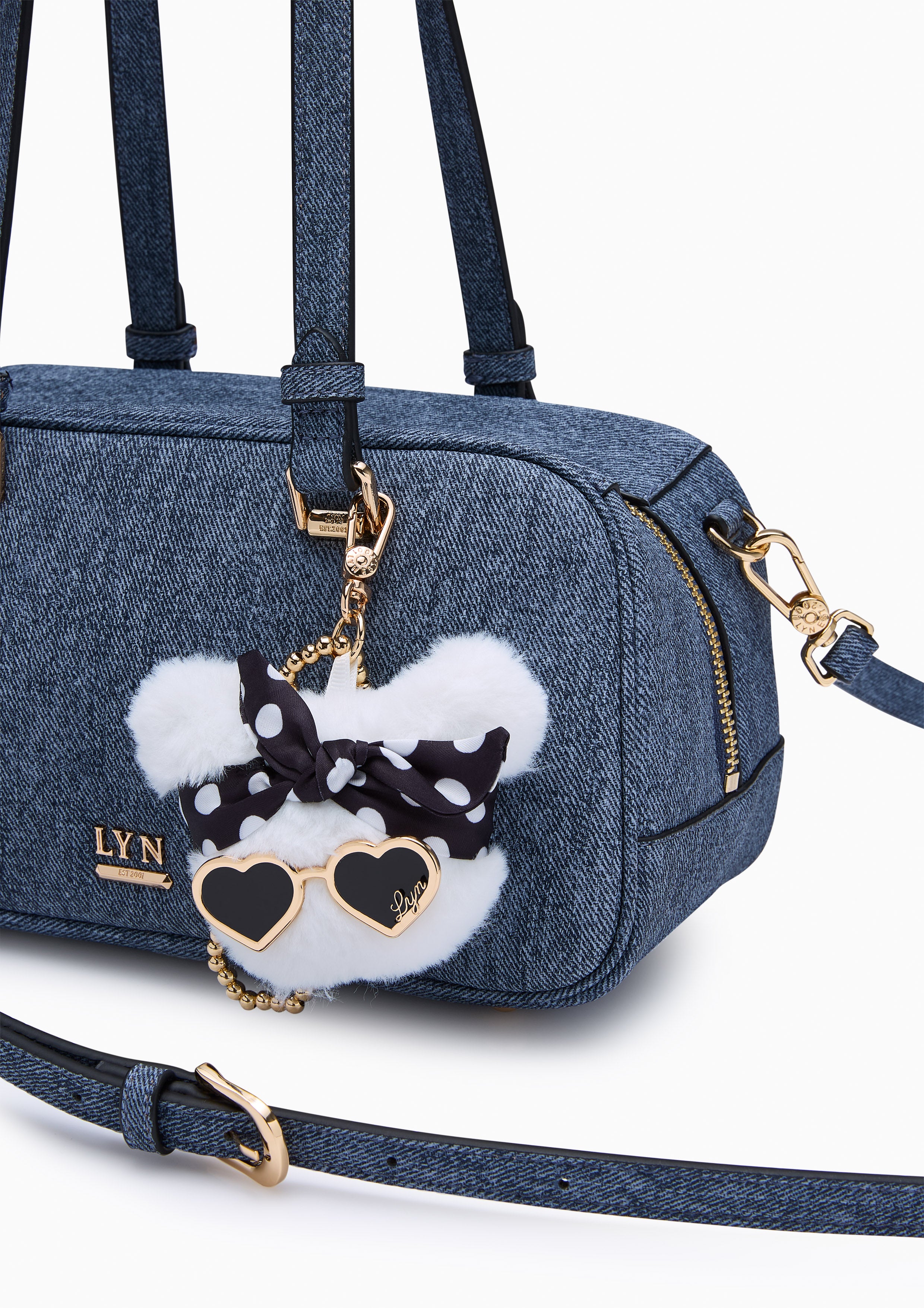 กระเป๋าสะพายไหล่ Betzy II M