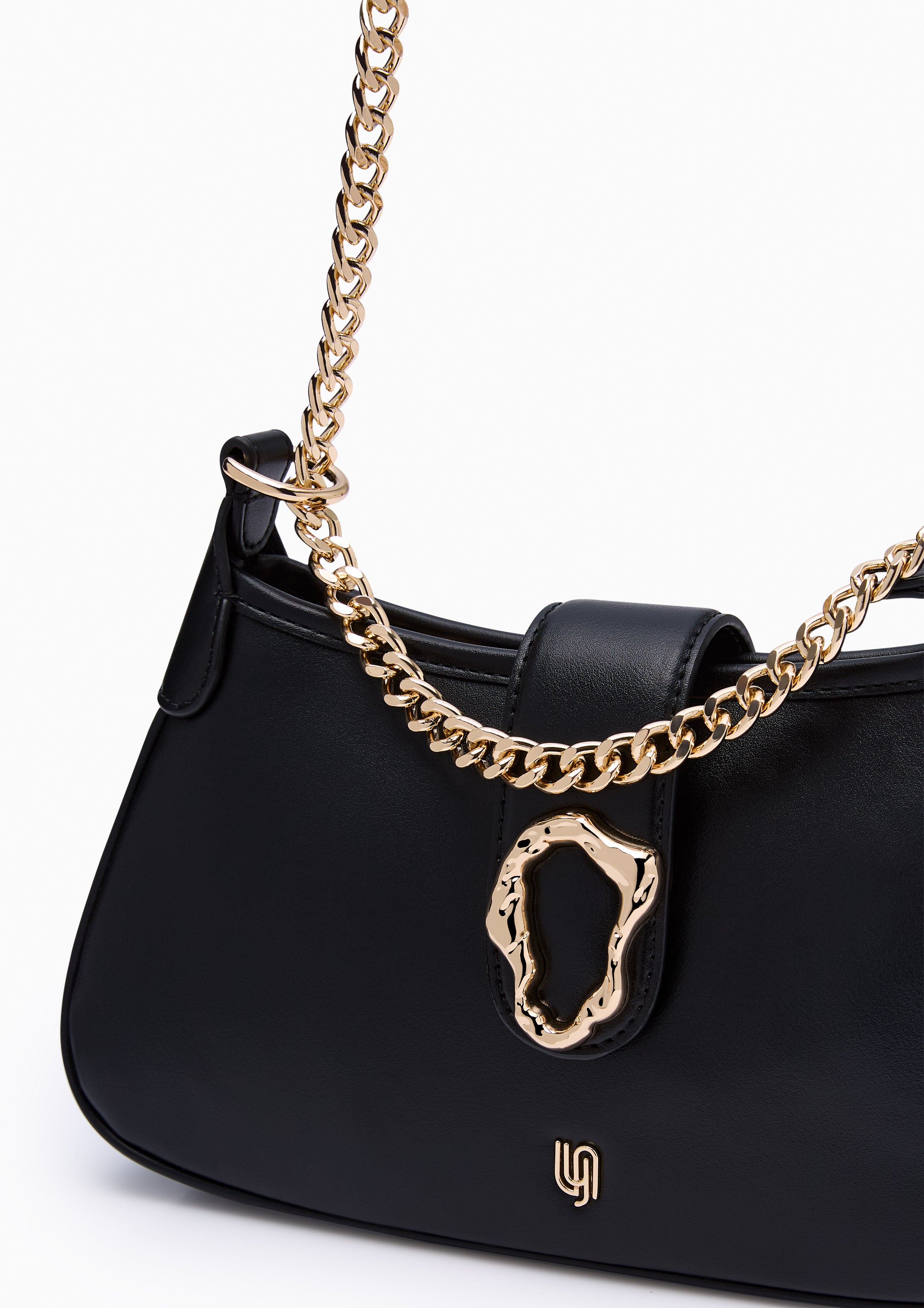 Vary Infinite Shoulder Bag Black
