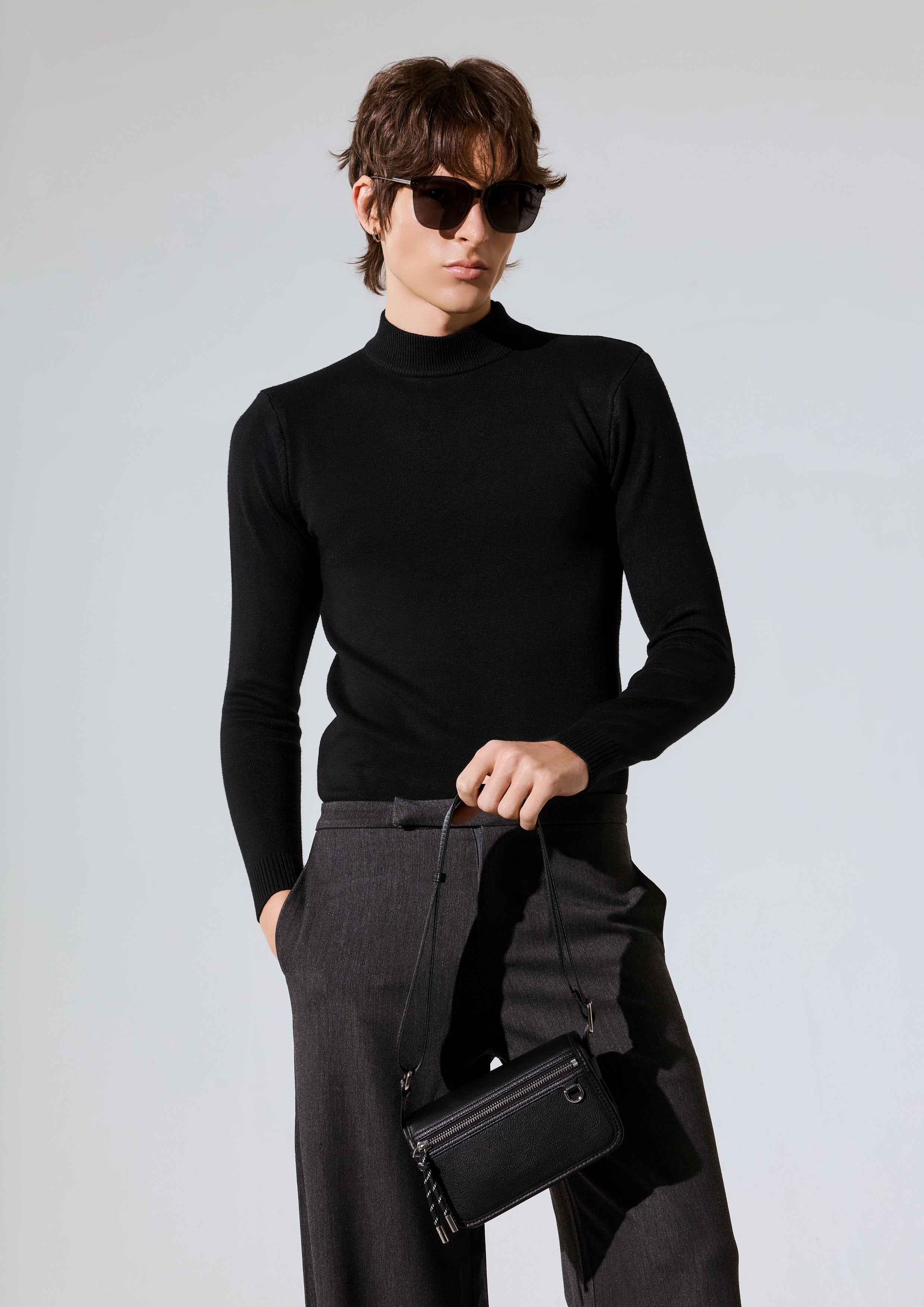 กระเป๋าสะพายข้าง รุ่น Jacob Infinite