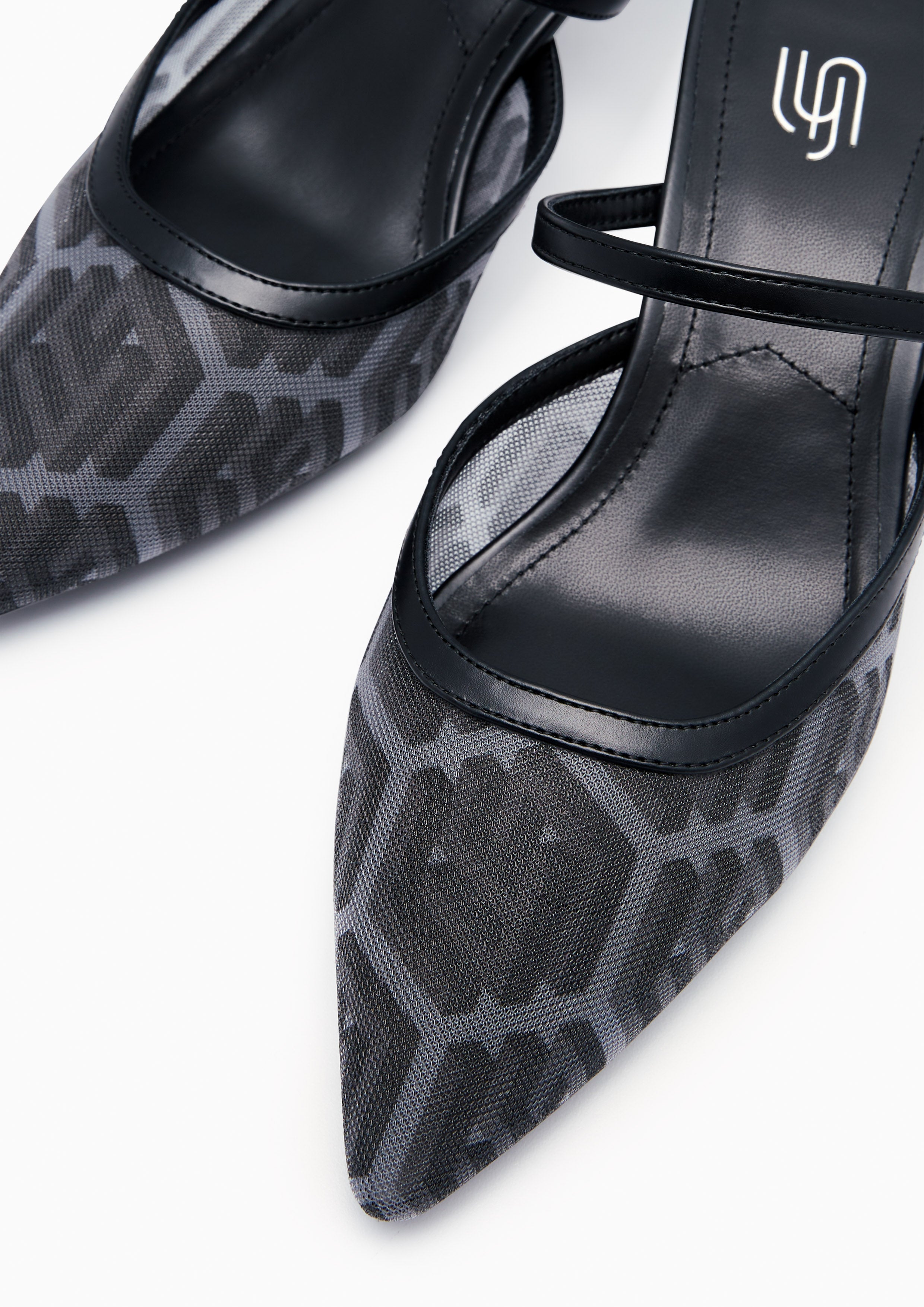 Ada Infinite Kitten Heel Shoes Black