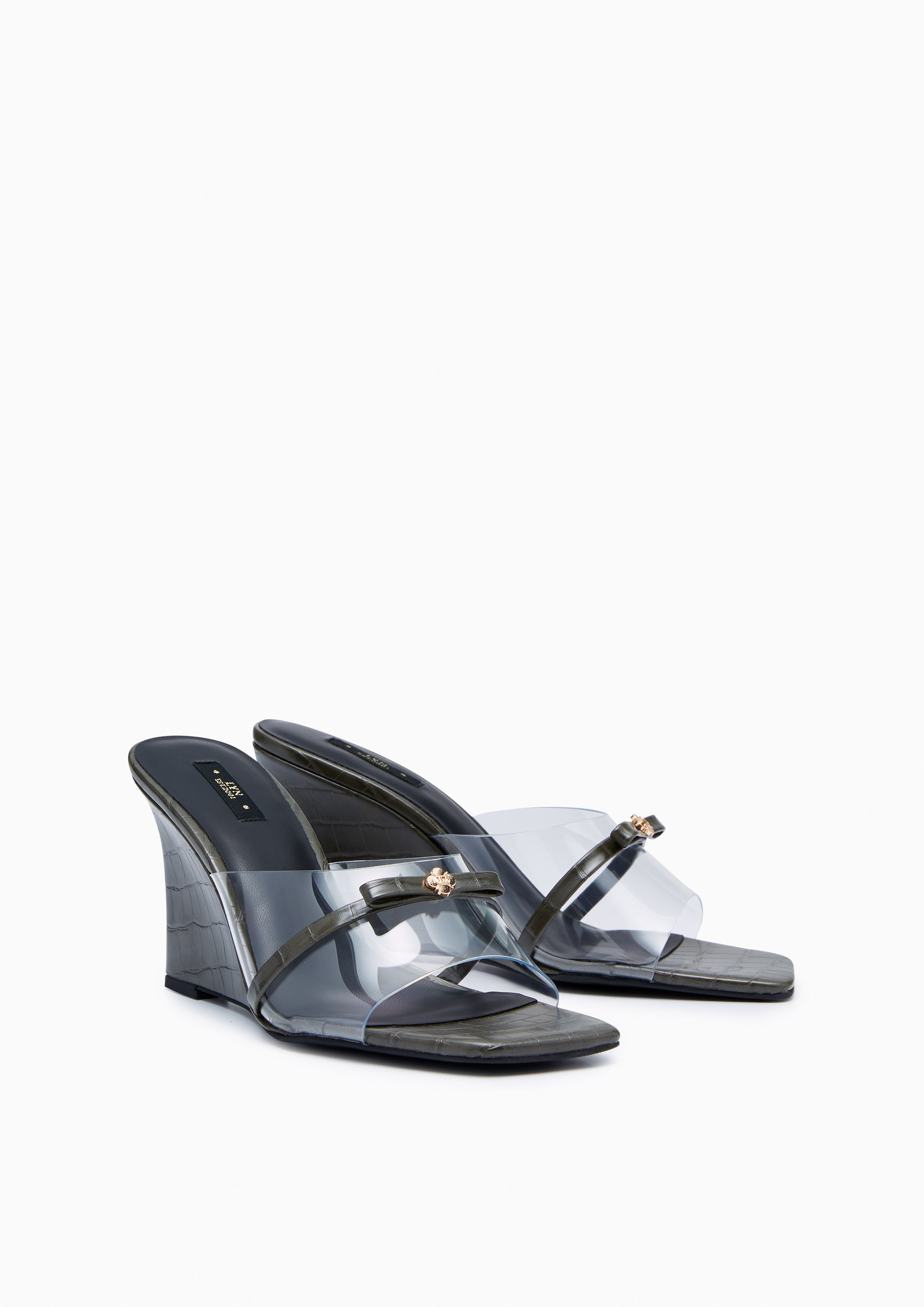 รองเท้าส้นเตารีดเปิดหน้า Trixie