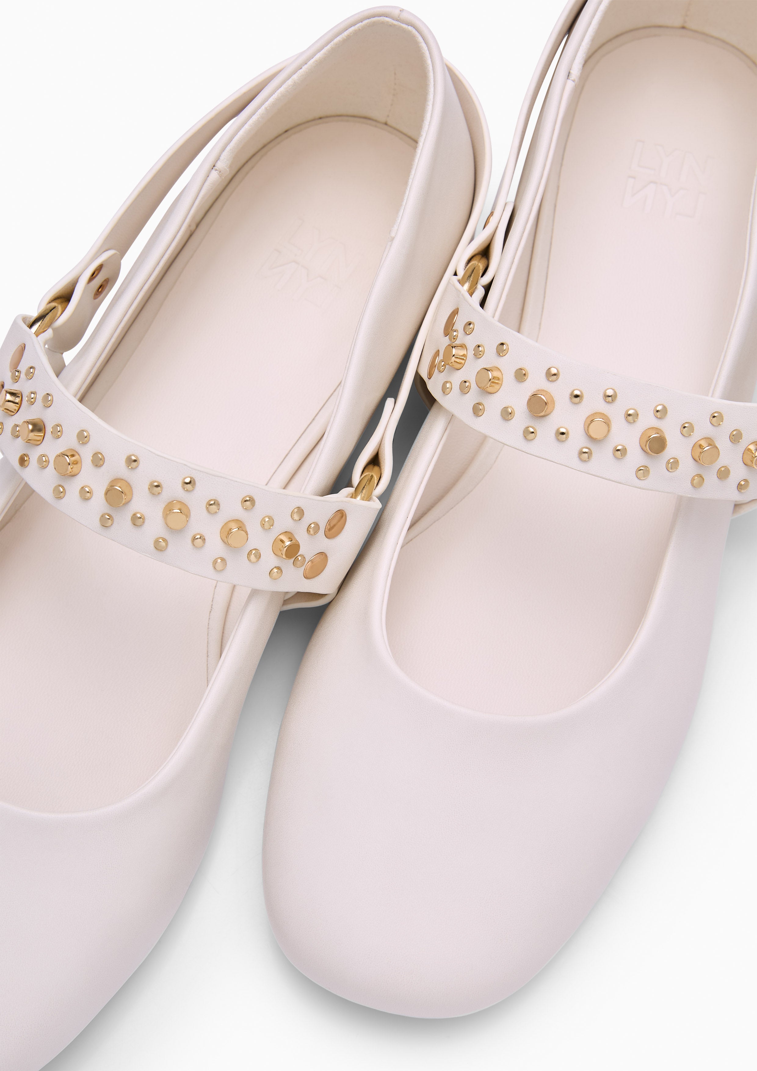 Kyla Ballet Flats Ivory