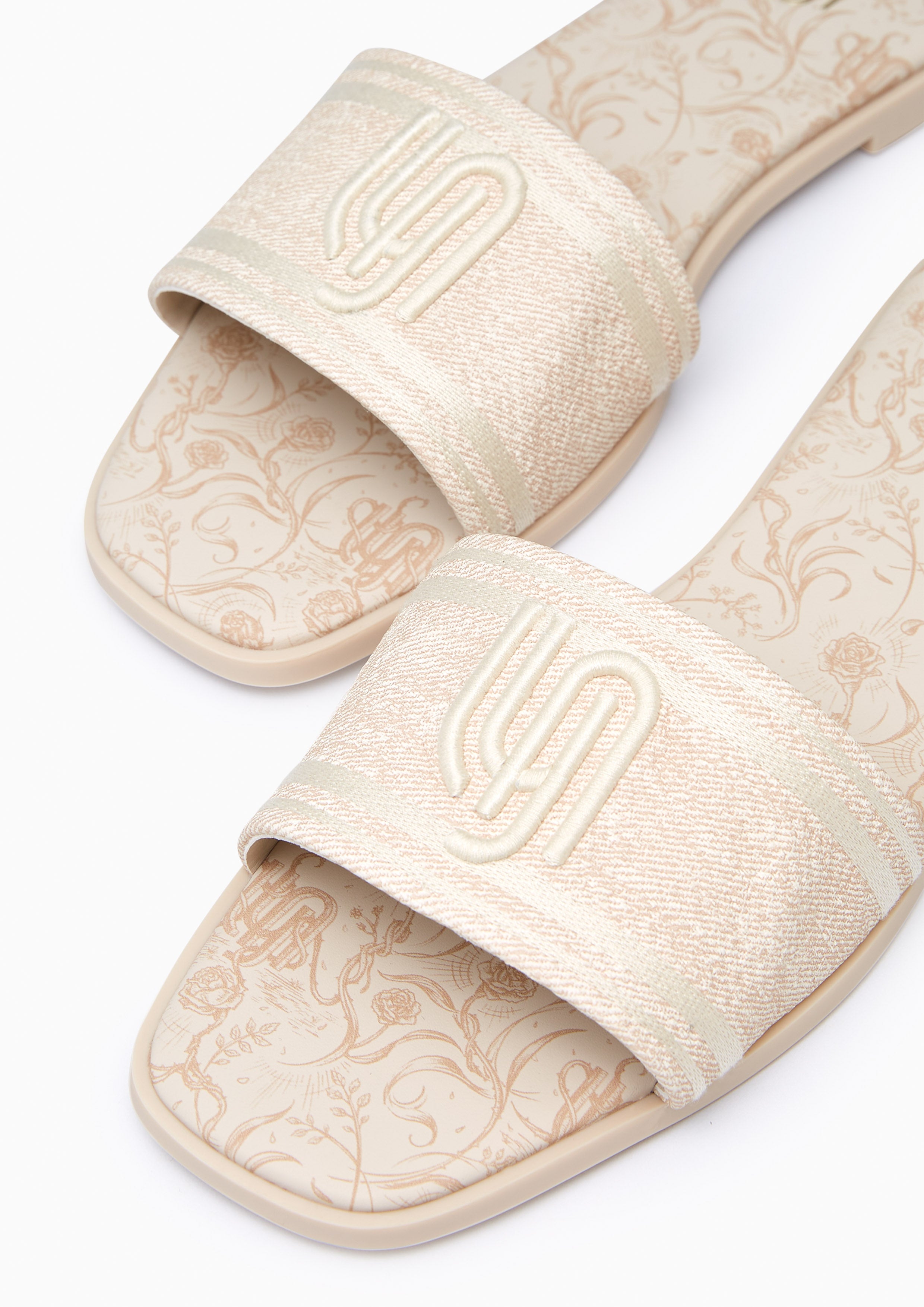 Maiden Denim Infinite Flat Sandals Beige