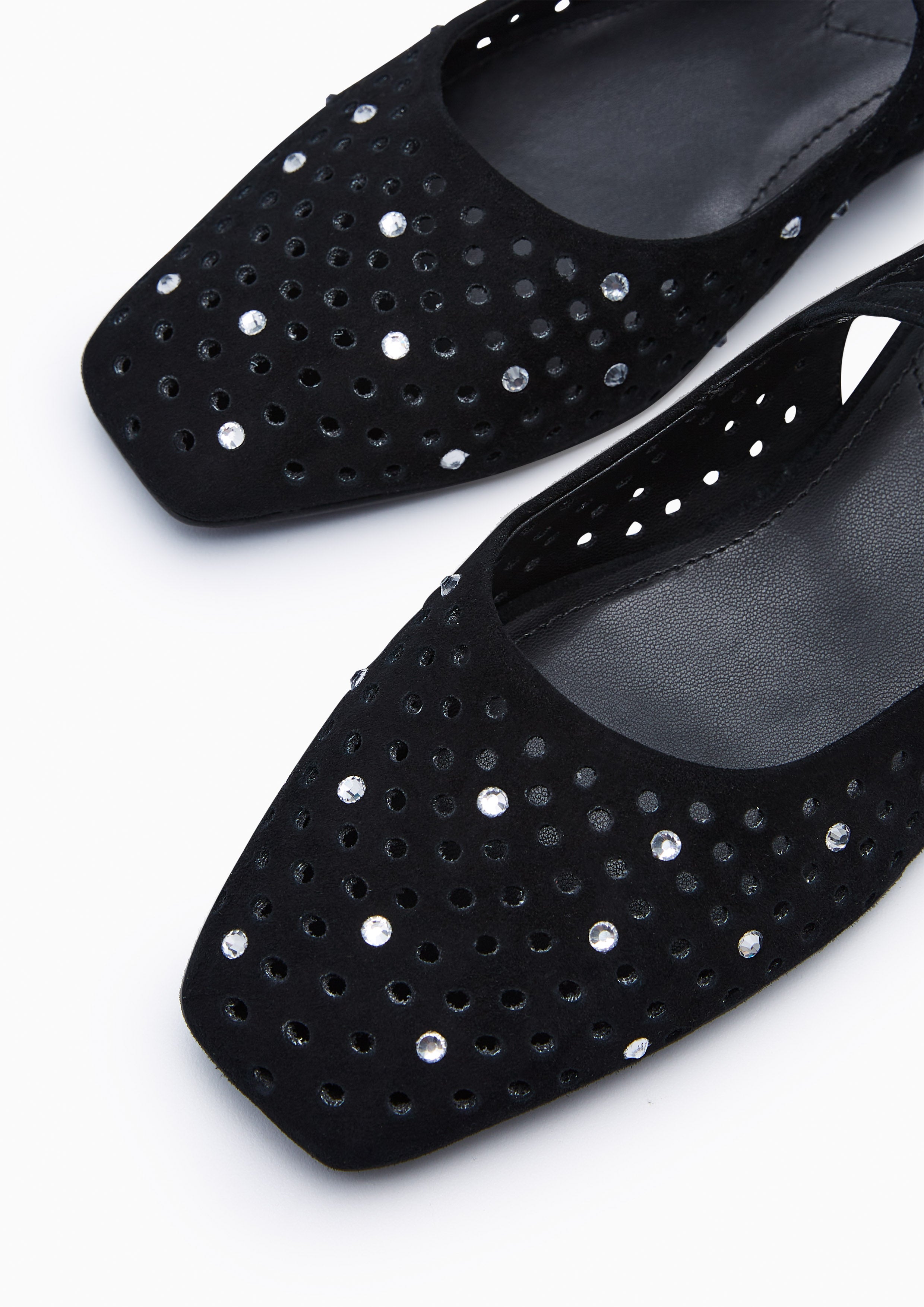 Nine Infinite Slingback Flats Black