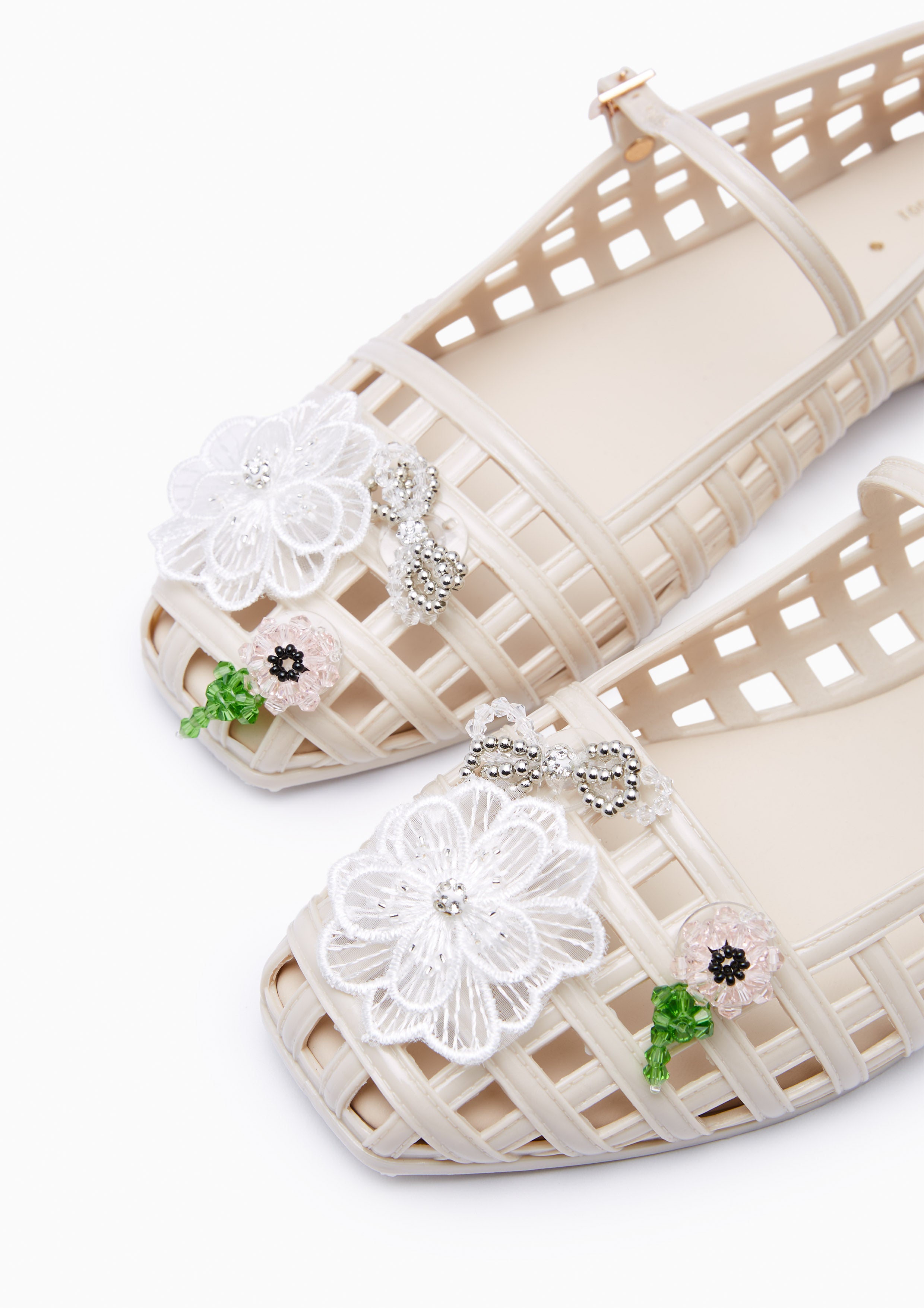 Jellaty Ballet Ivory