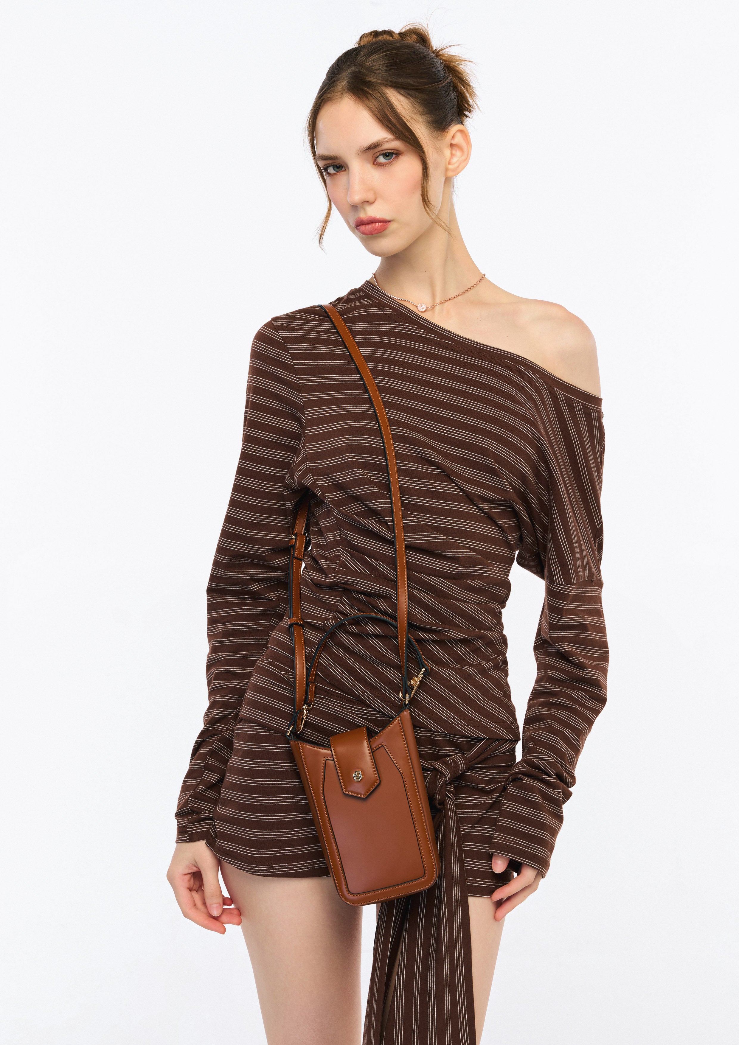 Gem Mobile Crossbody Pouch Brown