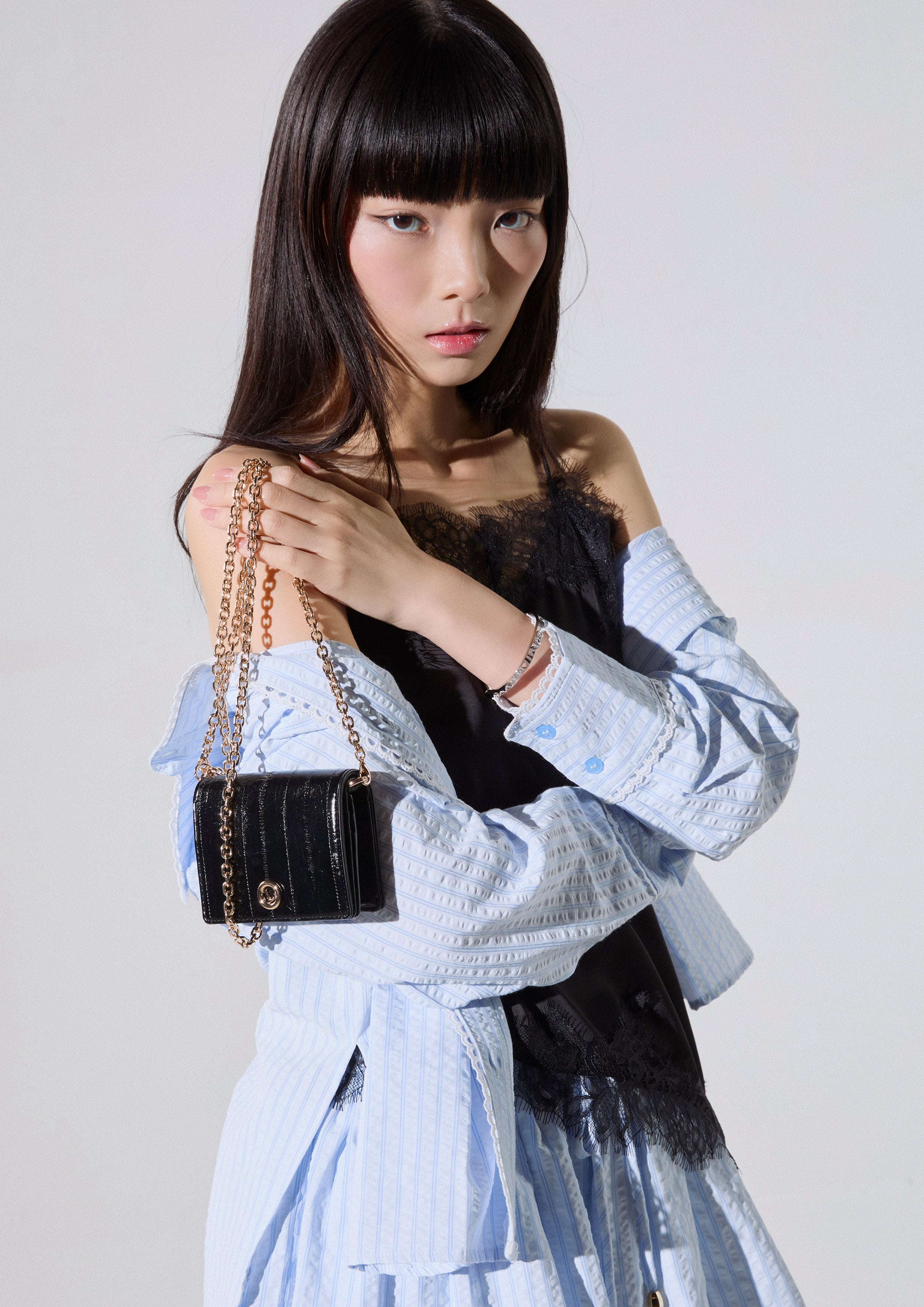Ringo Short Wallet On Chain Black