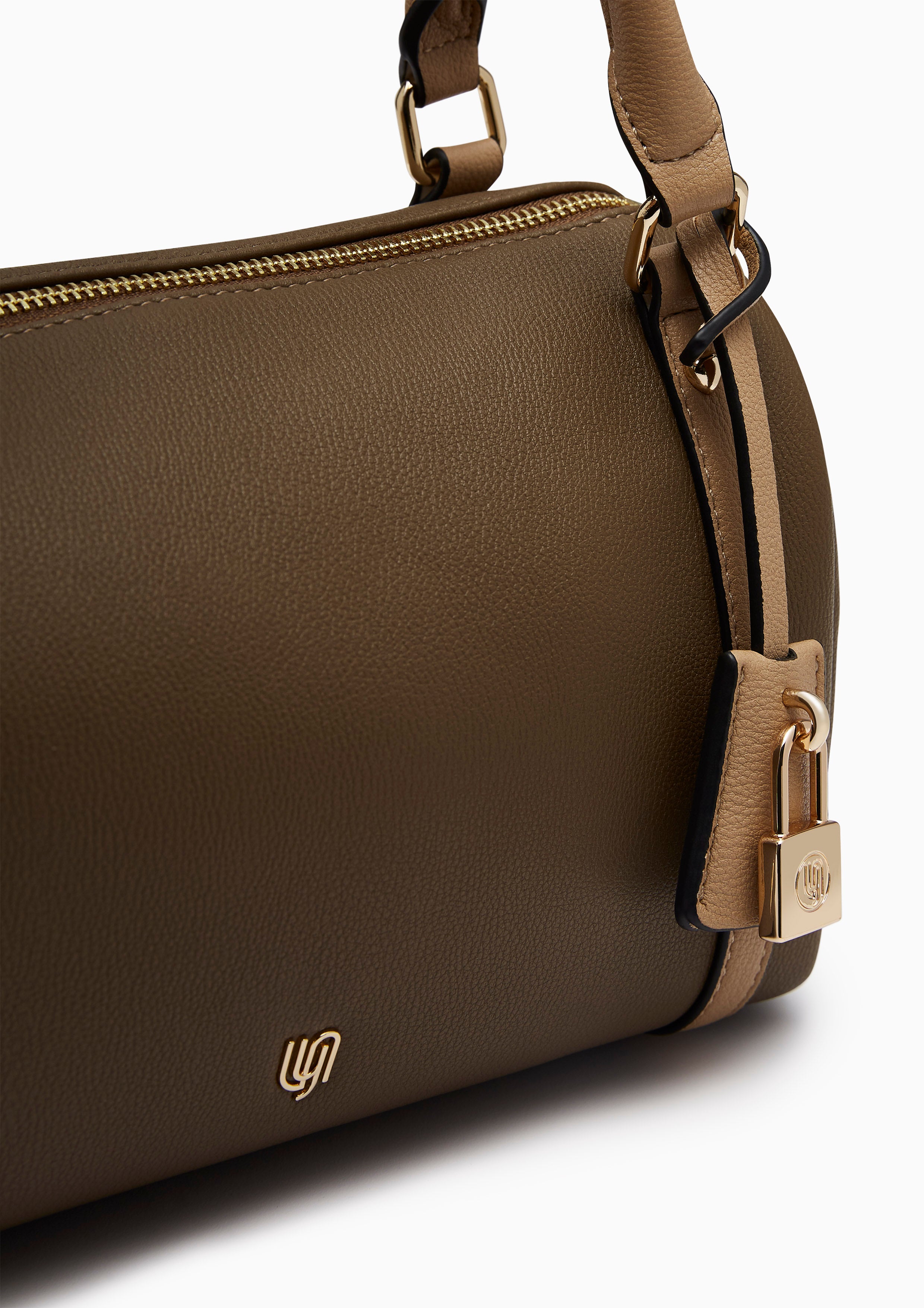 Bridget Infinite M Shoulder Bag Dark Brown