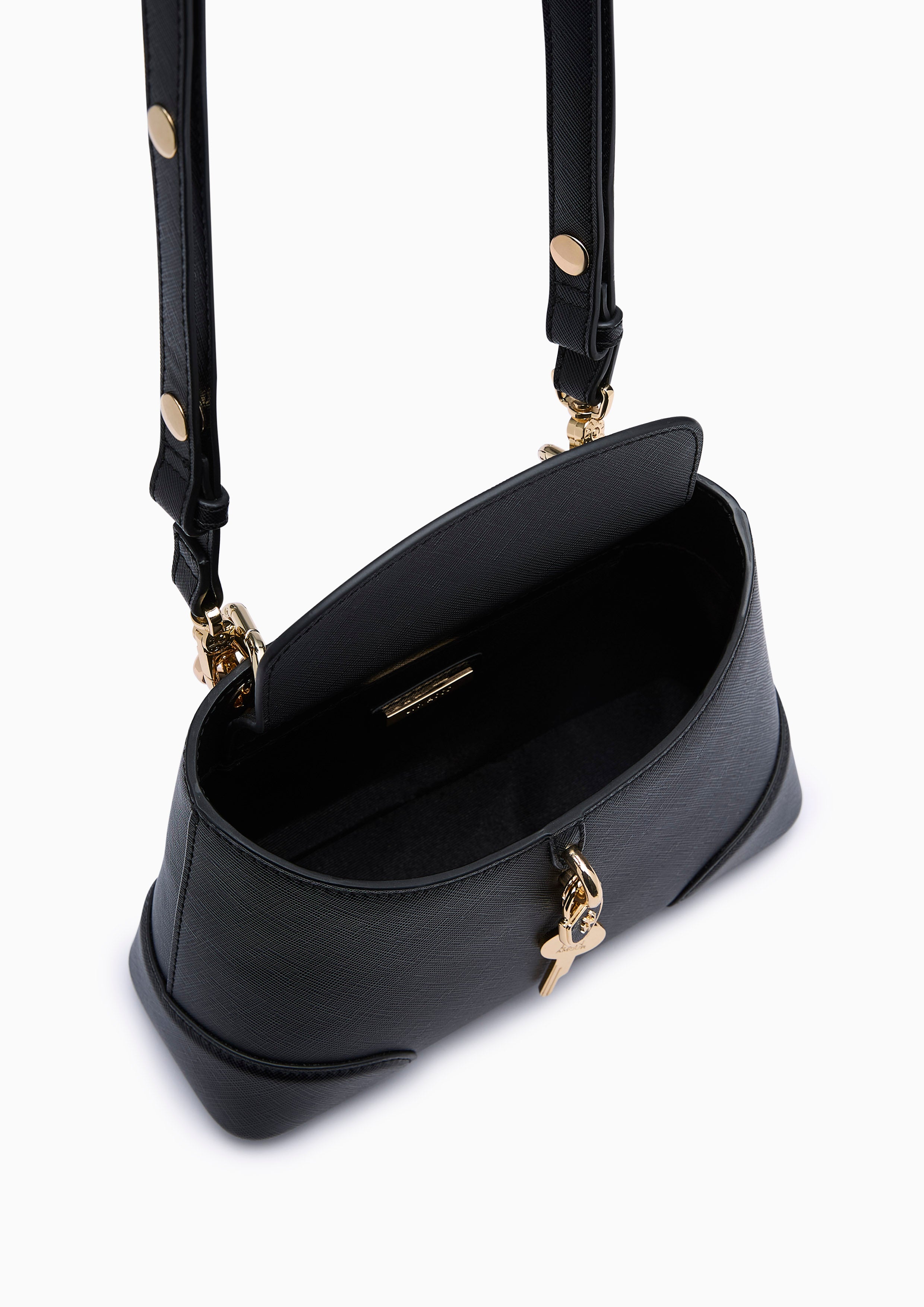 Archer M Crossbody Bag Black