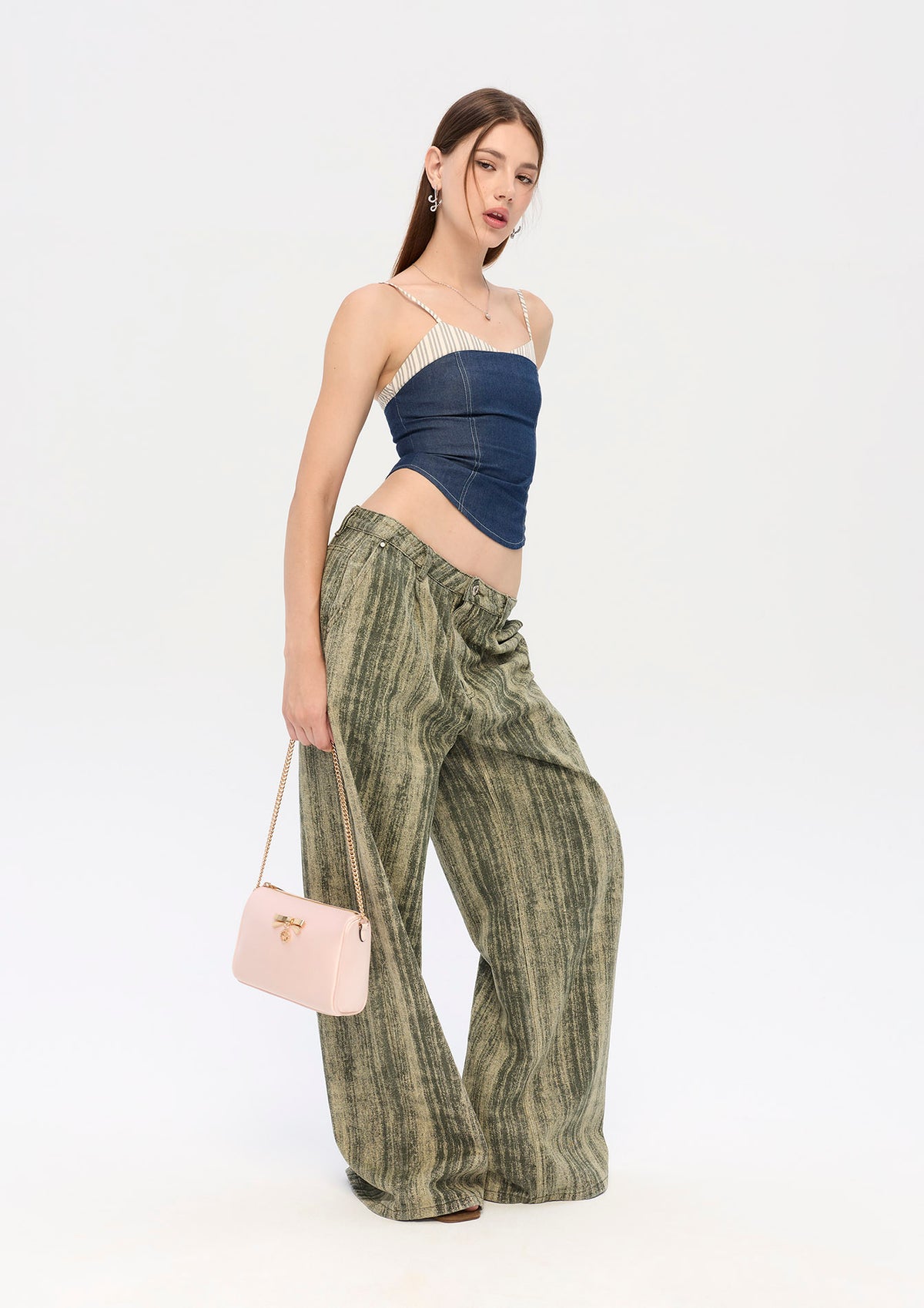 กระเป๋าสะพายข้าง รุ่น Brina S Crossbody