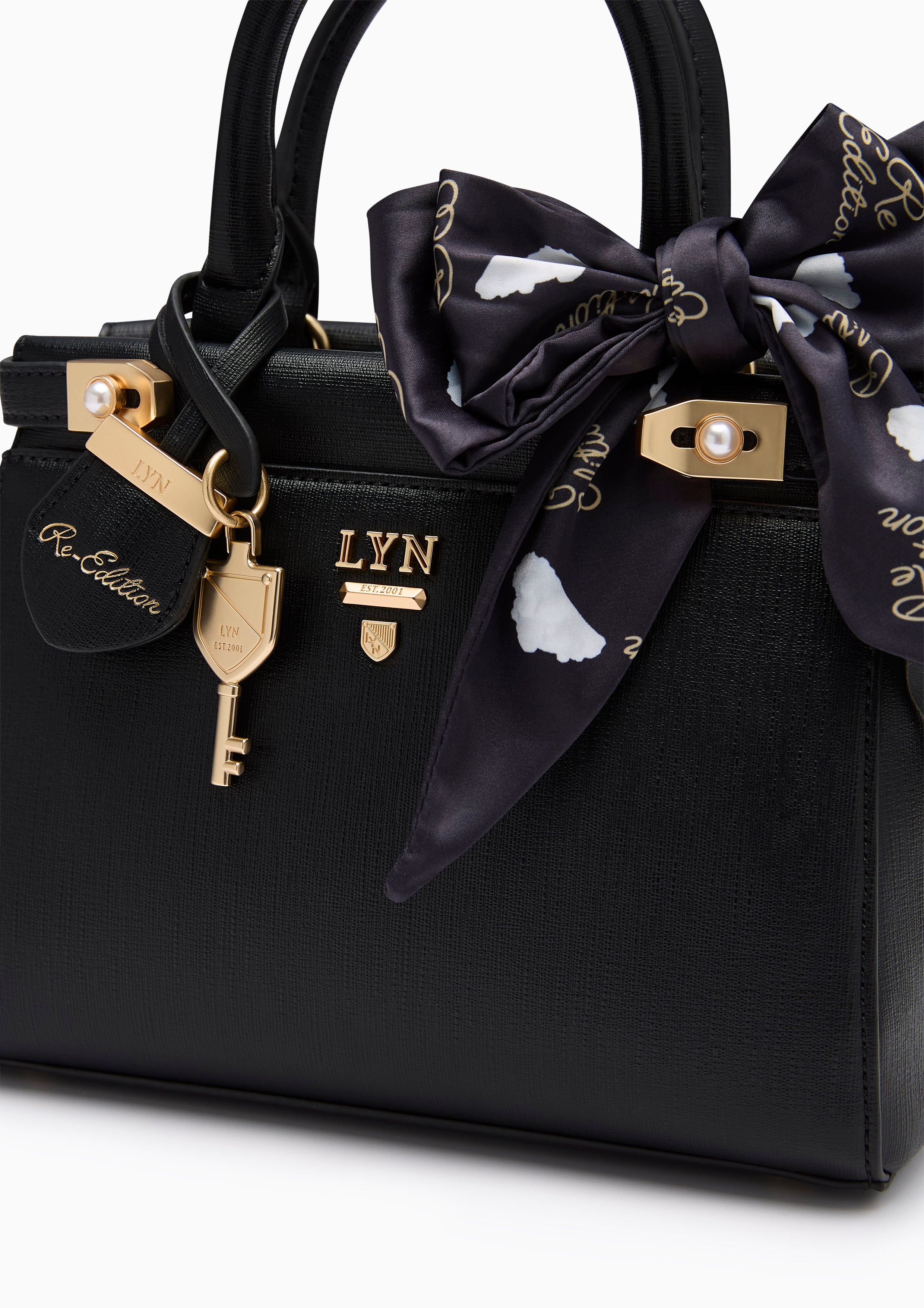 Re-Edit Lady Flawless S Top Handle Bag Black