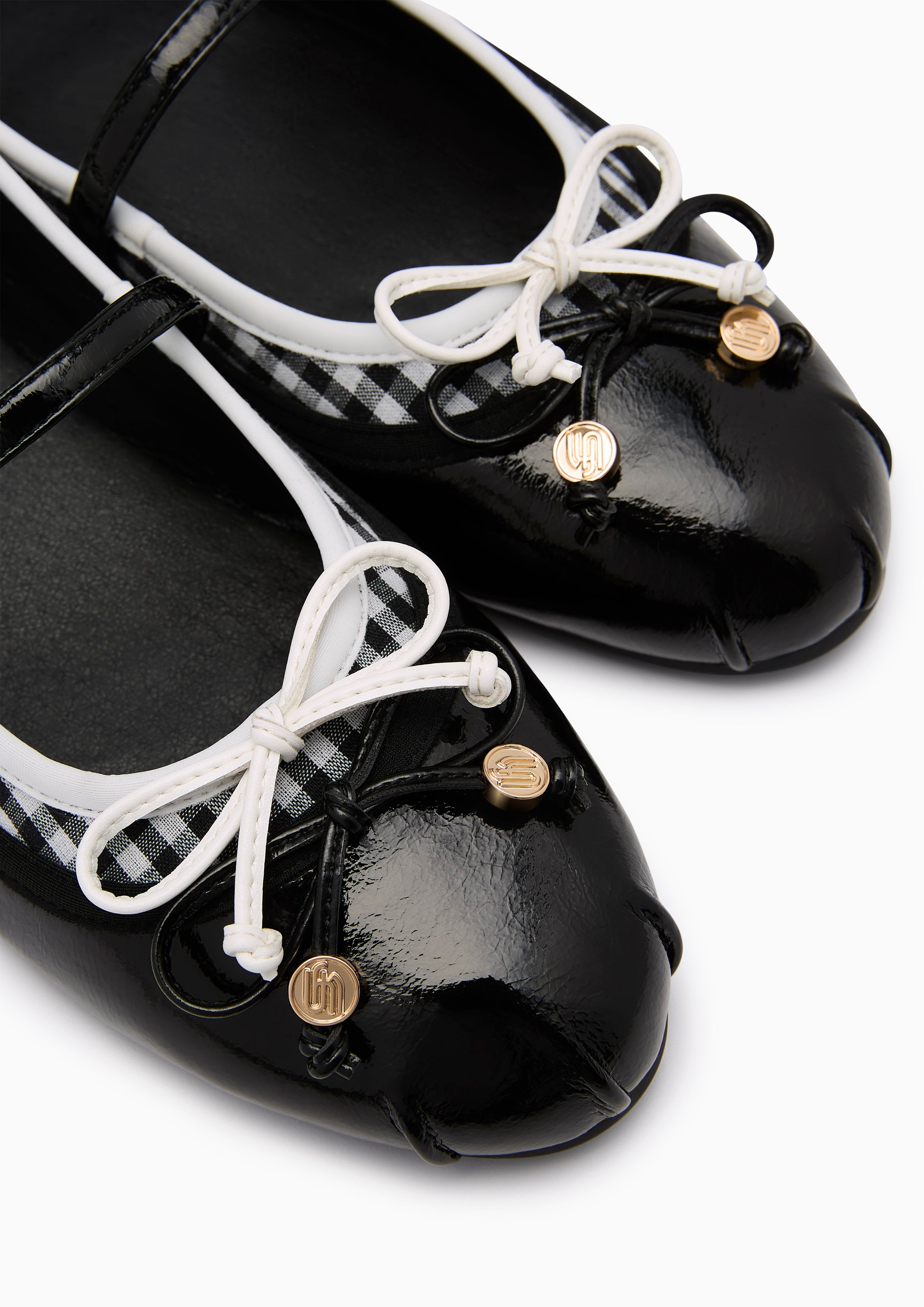 Good Luck Infinite Flat Ballerina Black