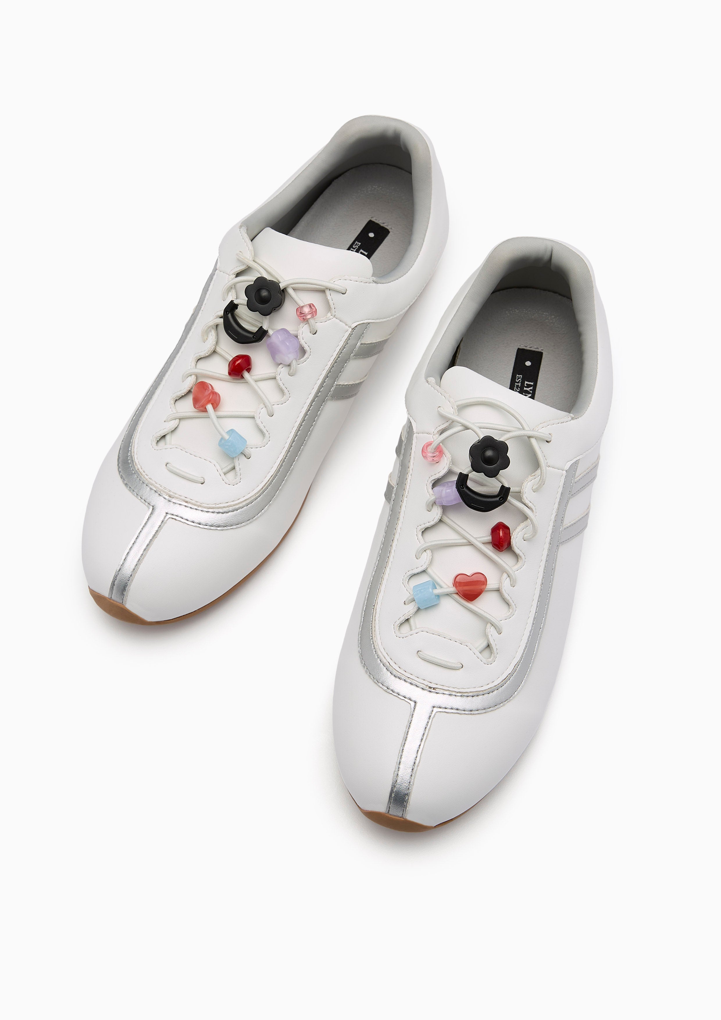 Clove Sneakers Off-White