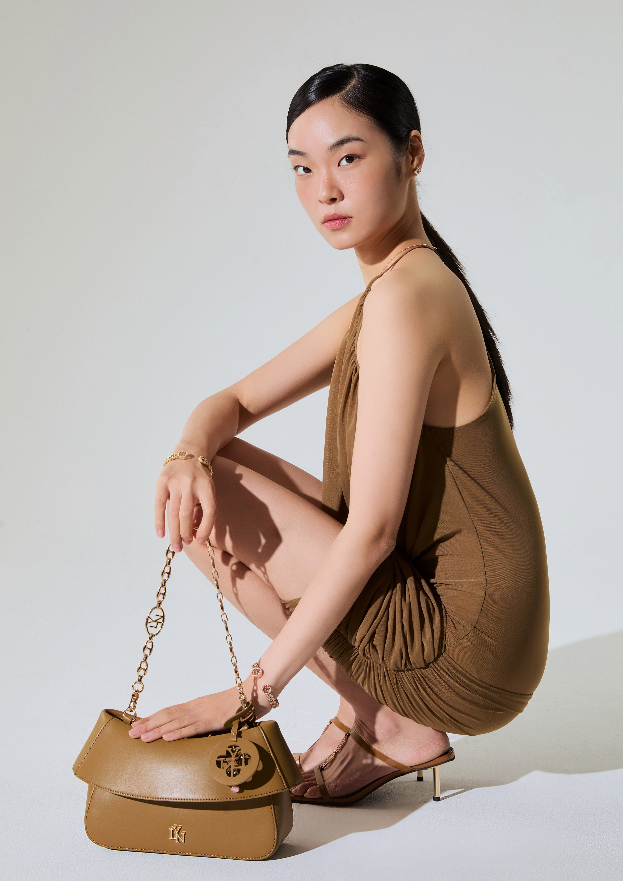 กระเป๋าสะพายไหล่ รุ่น Kero