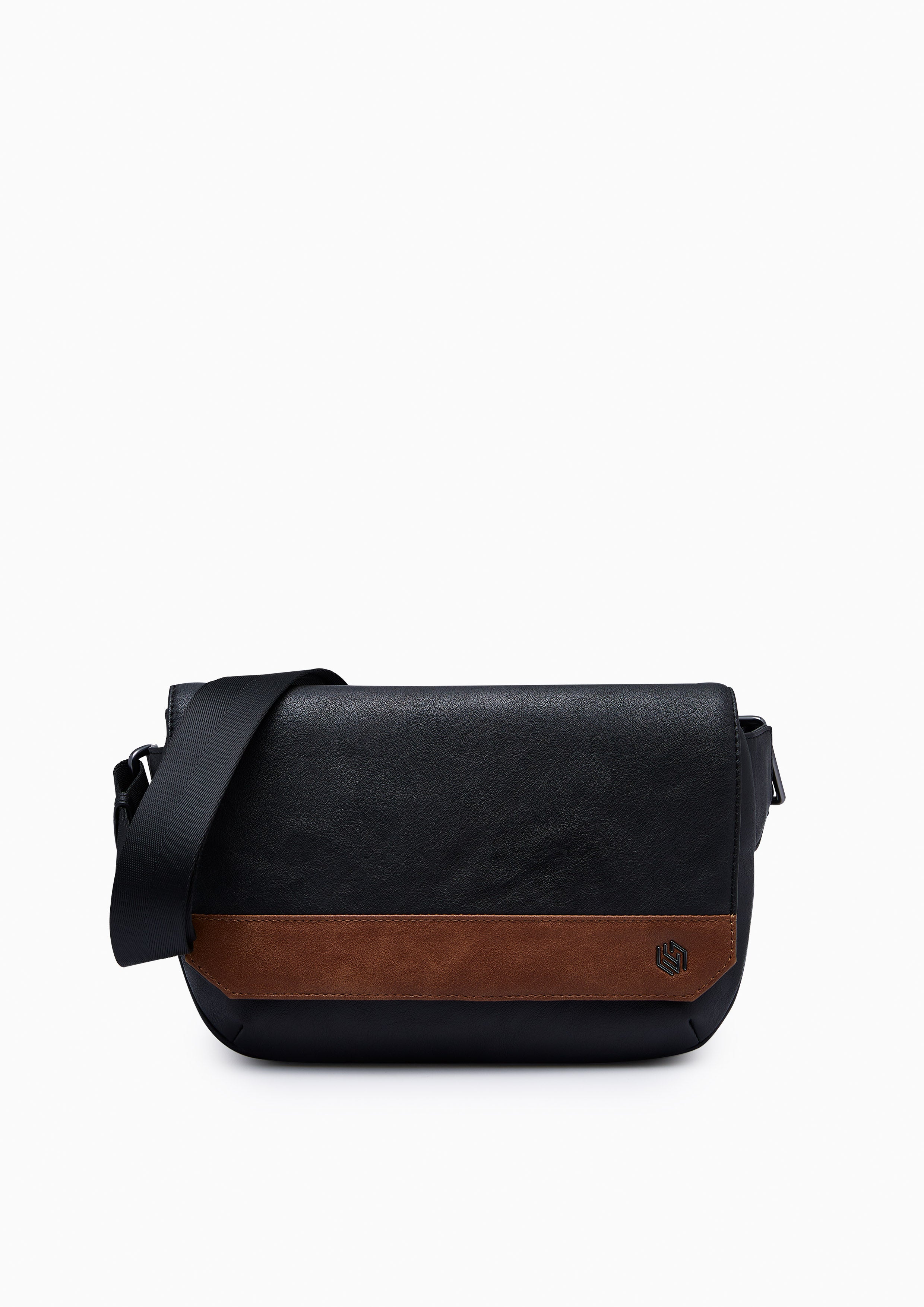 Luke Infinite M Messenger Bag Black