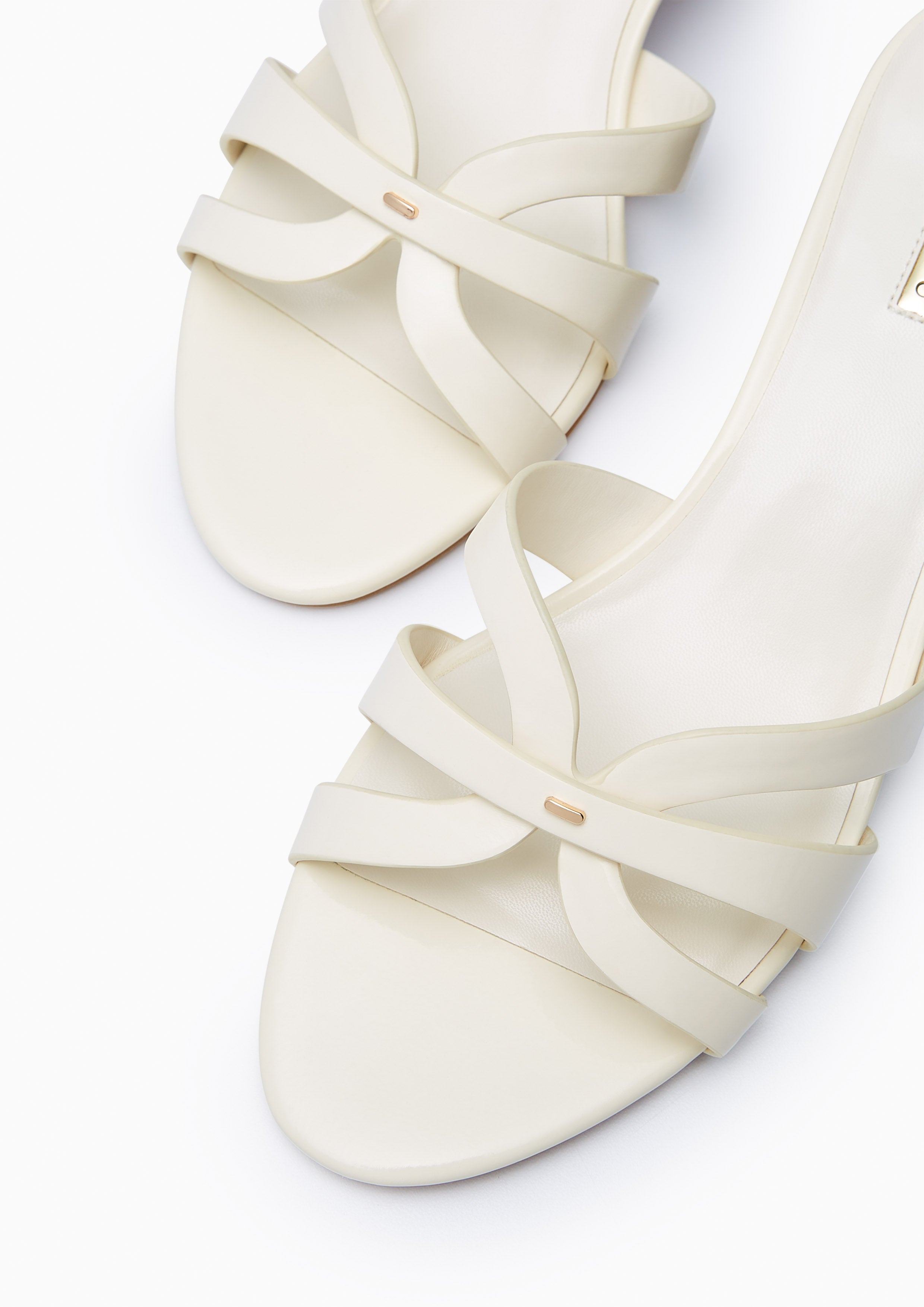 Sabell Heels Ivory
