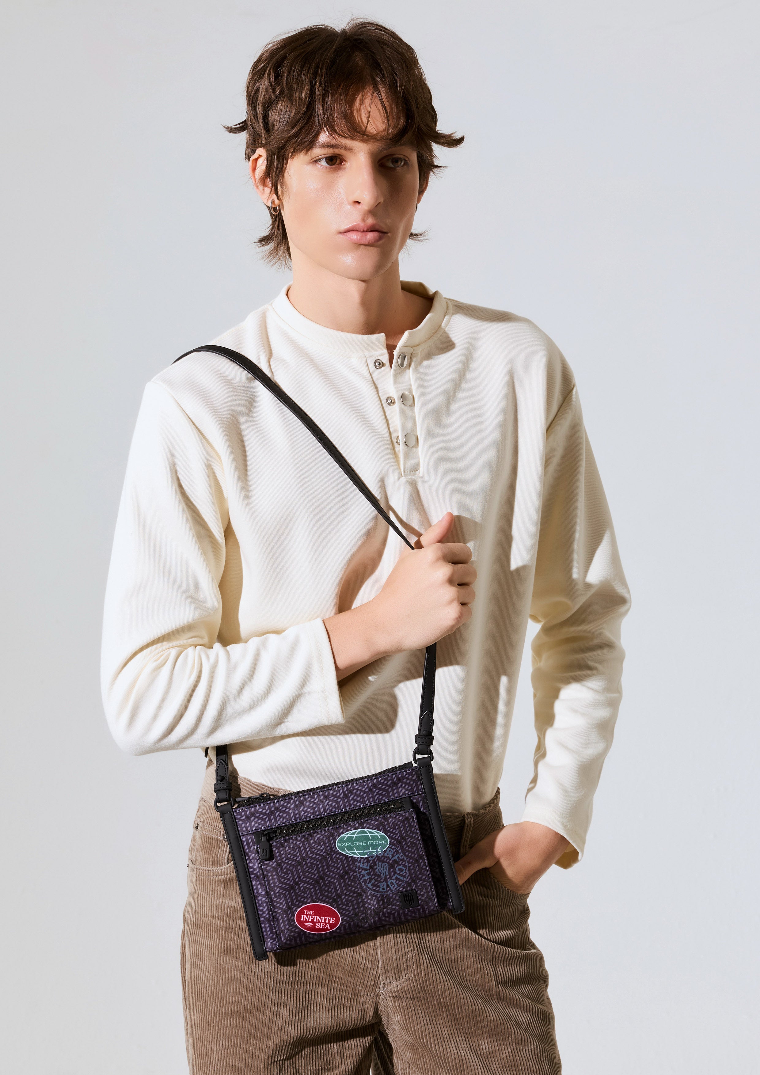 Breeze Infinite Pouch Black