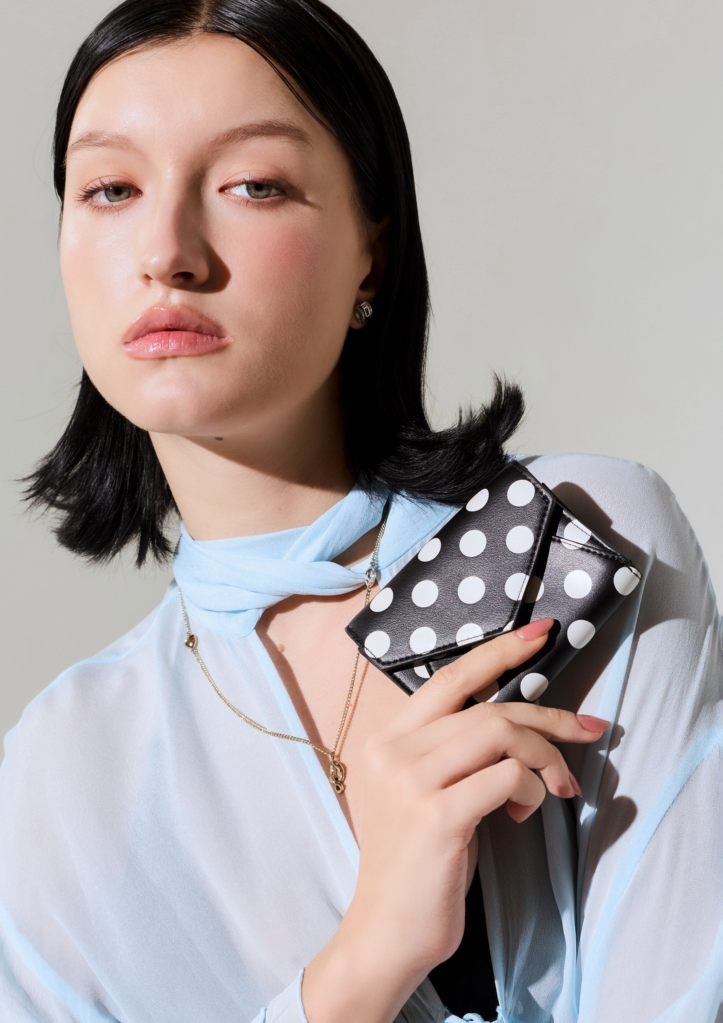 กระเป๋าสตางค์ใบสั้น รุ่น Etarna