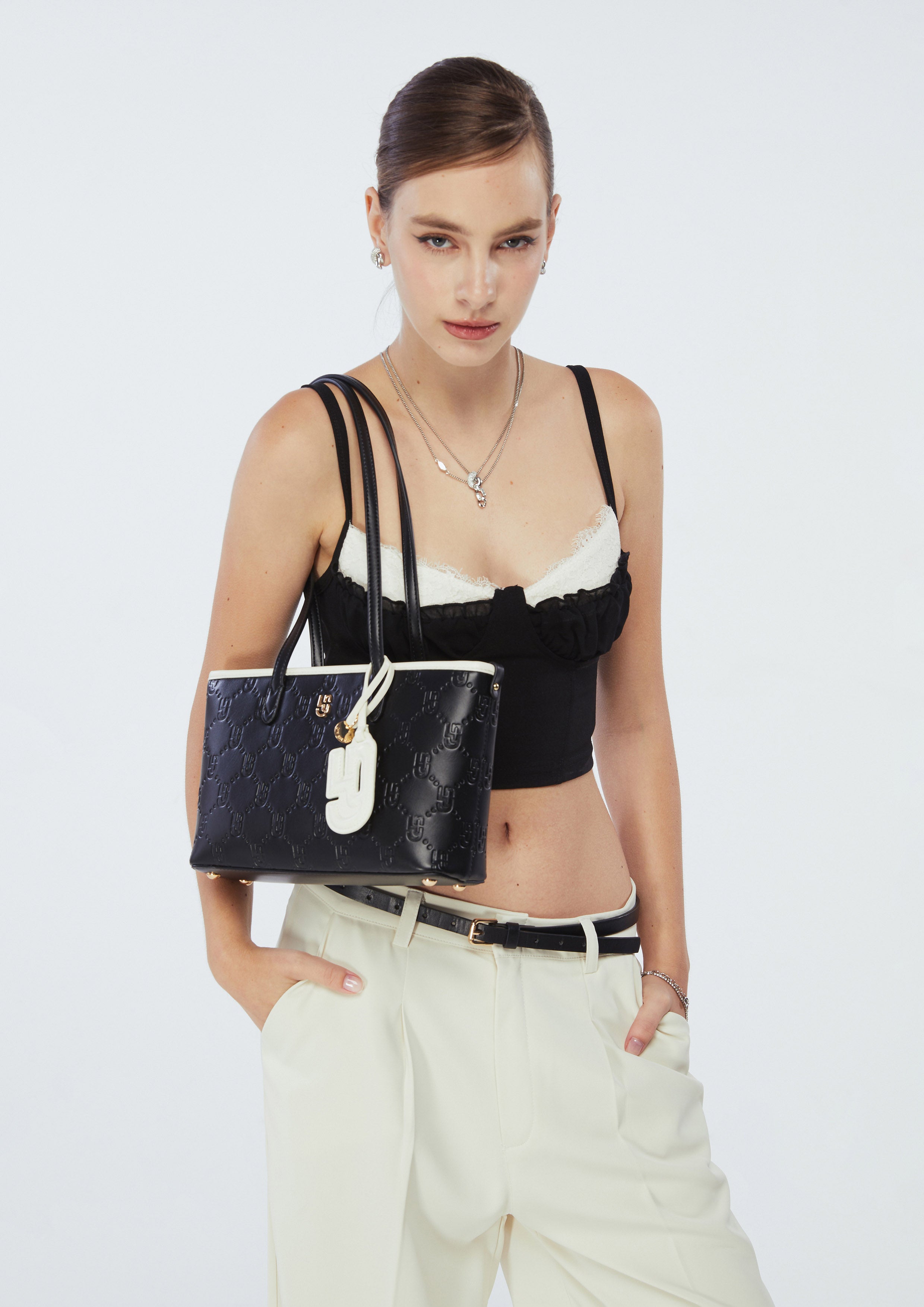 Brietta S Tote Black