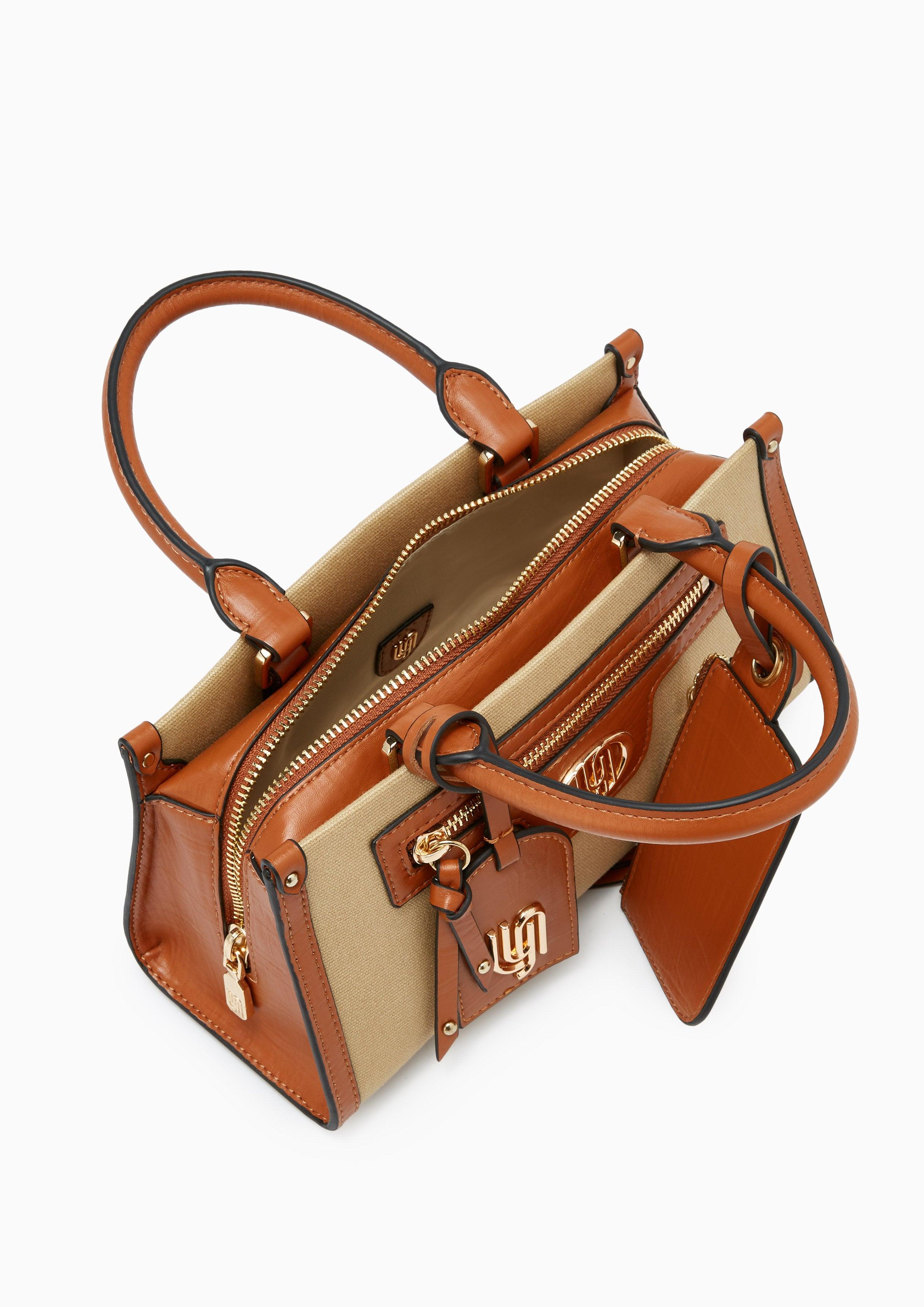 กระเป๋าถือ Intial Infinite S