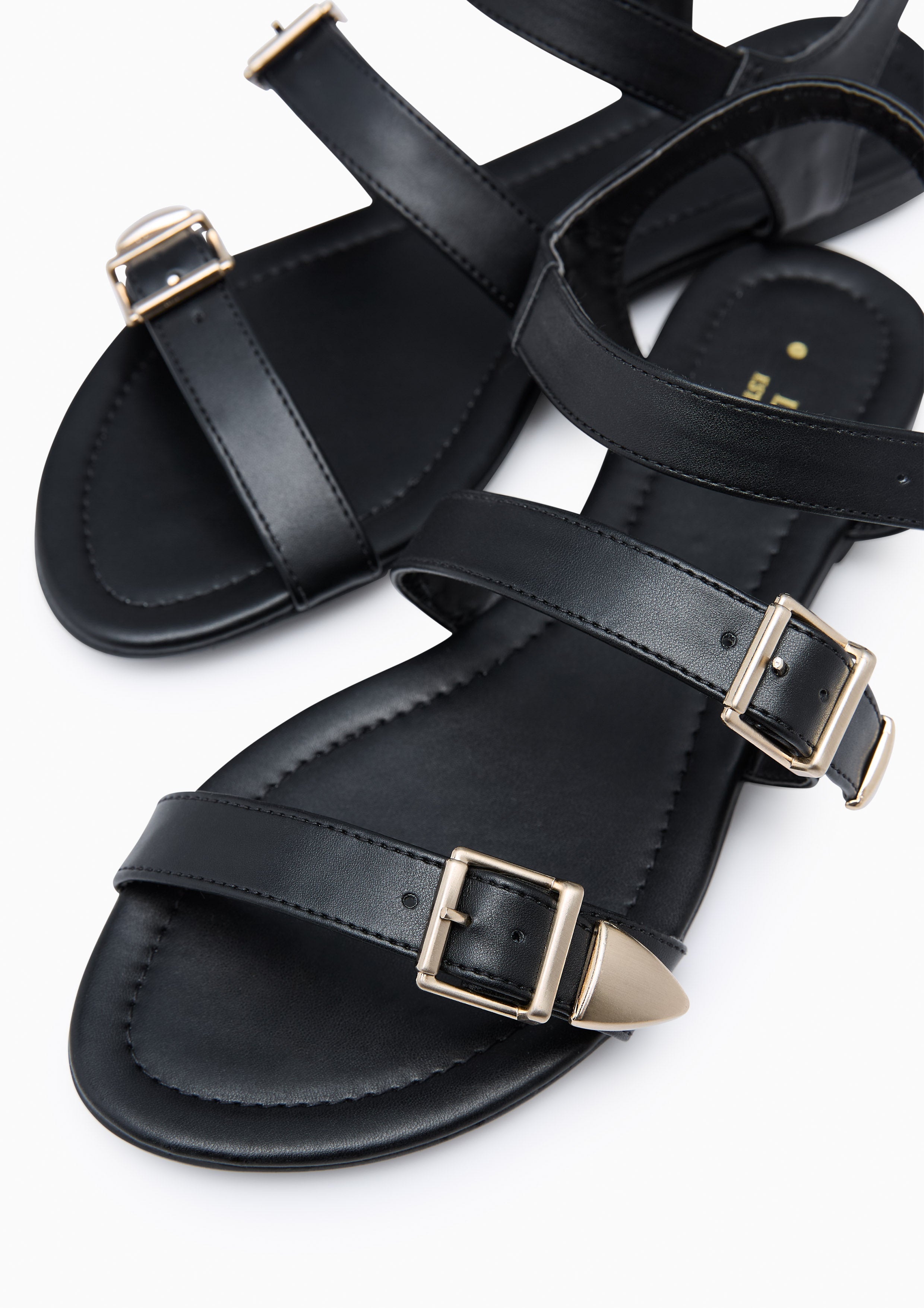 Shoes : Morton Black