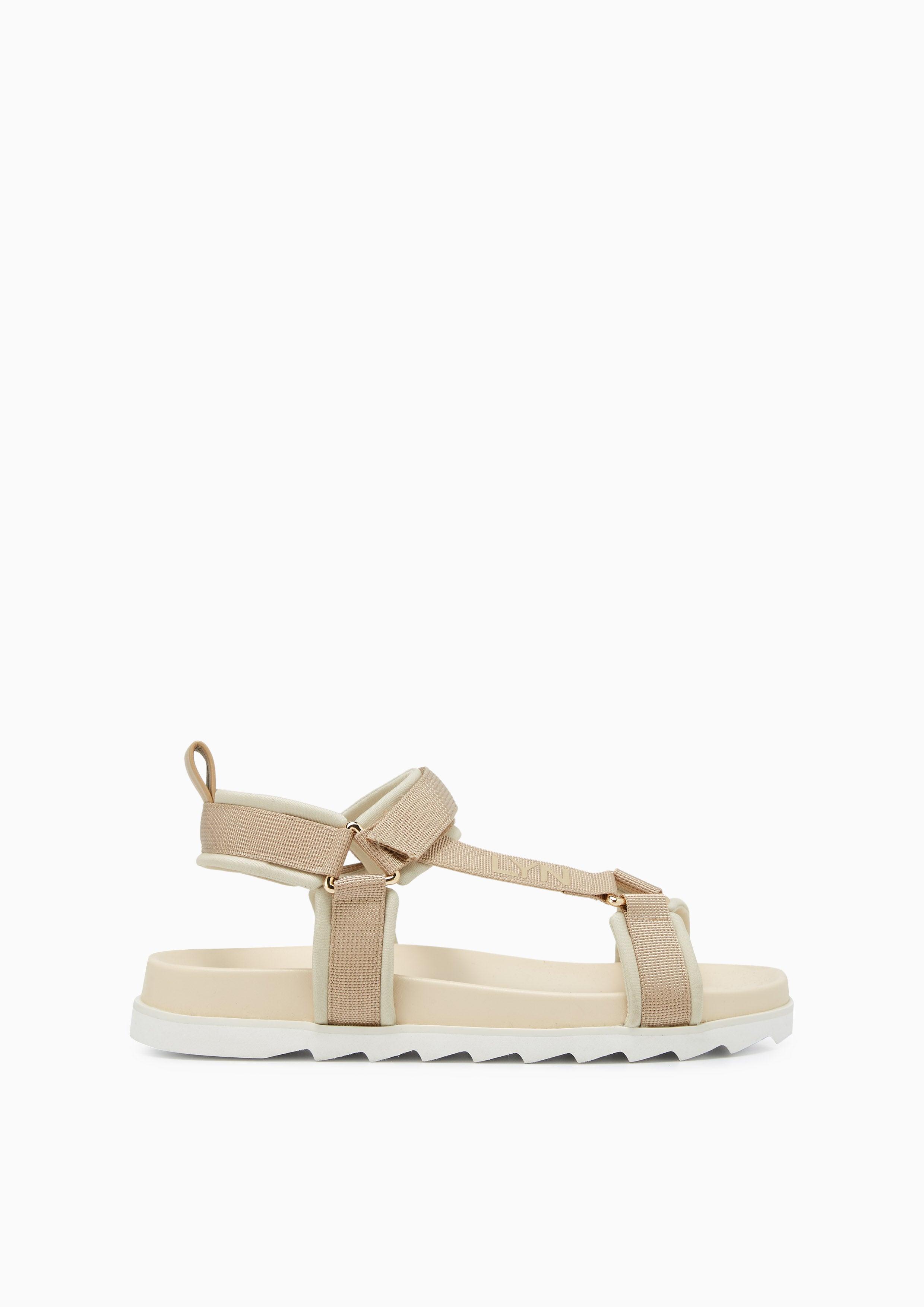 Huntress Flat Sandals Beige