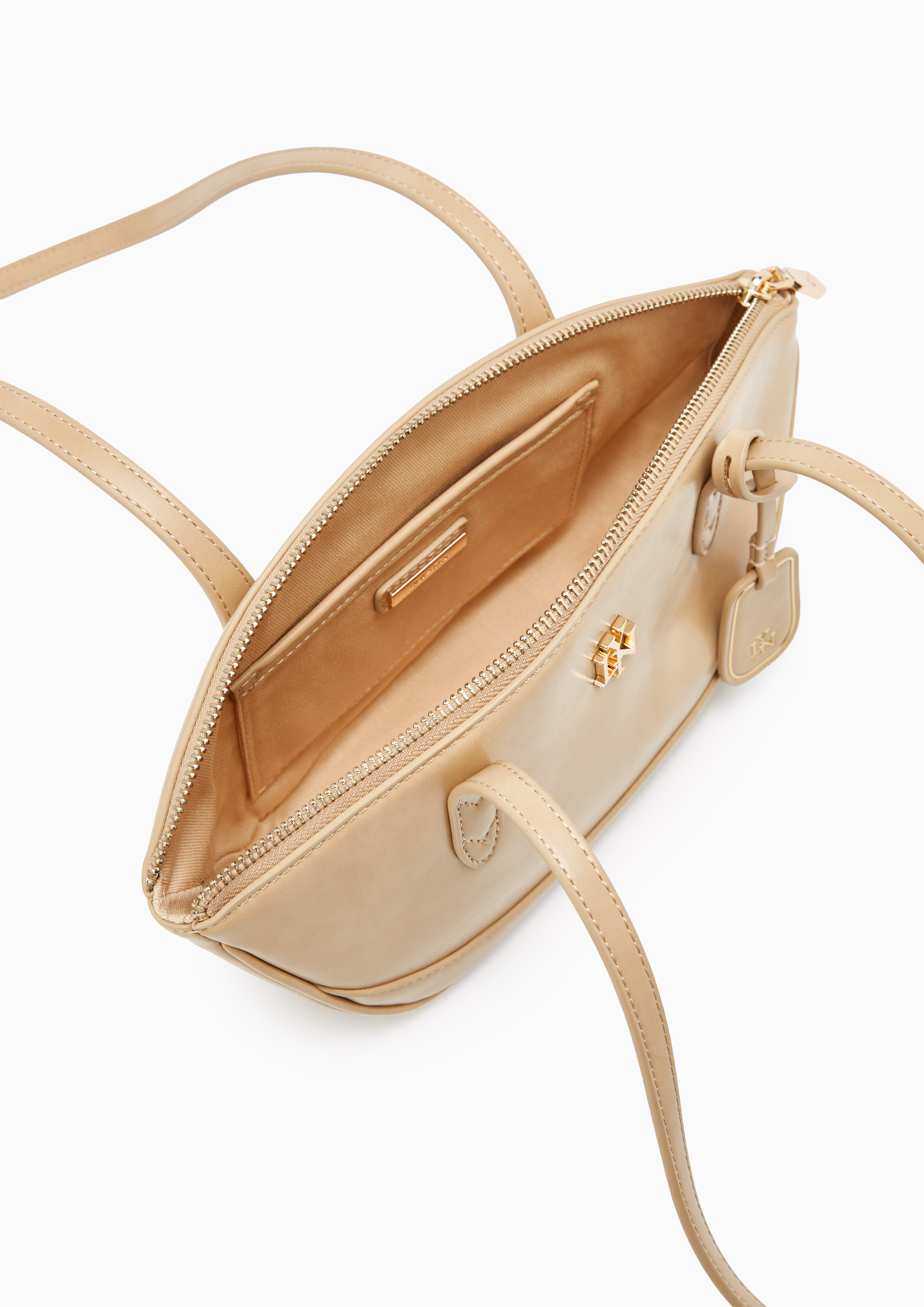 กระเป๋าสะพายไหล่ Chamomine