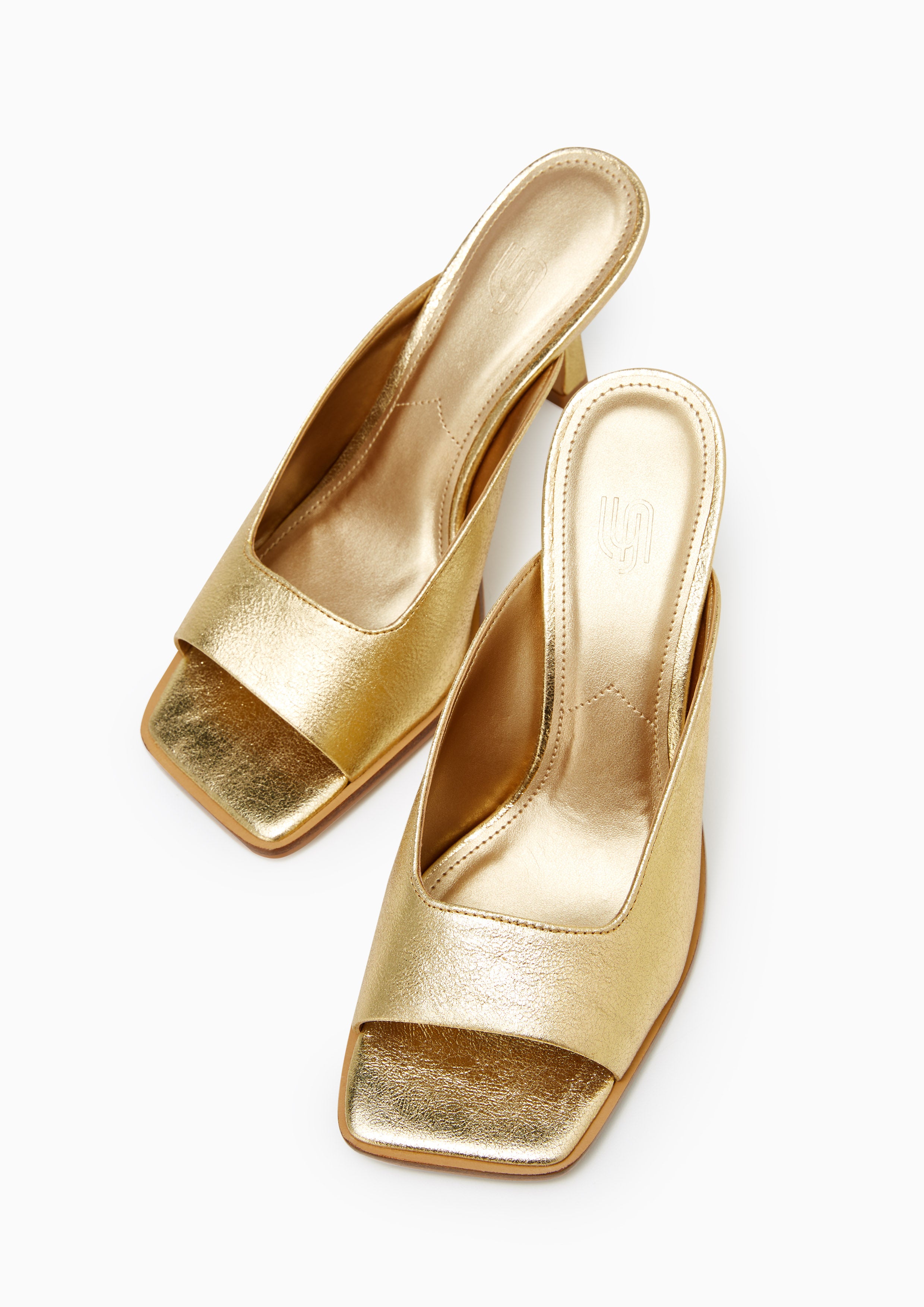 รองเท้าส้นสูง Cassie