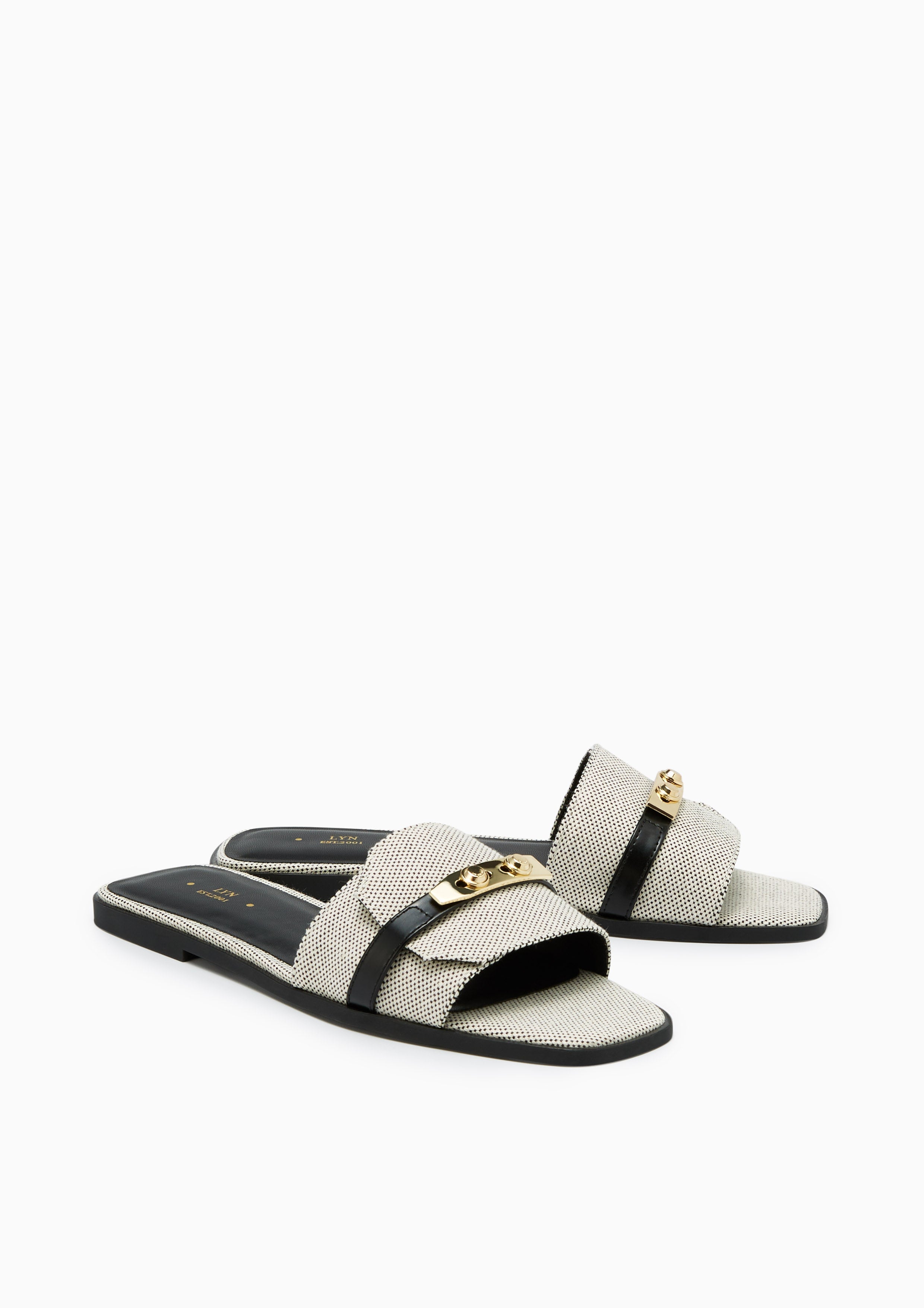 รองเท้าแตะ Master Kanvas Flat