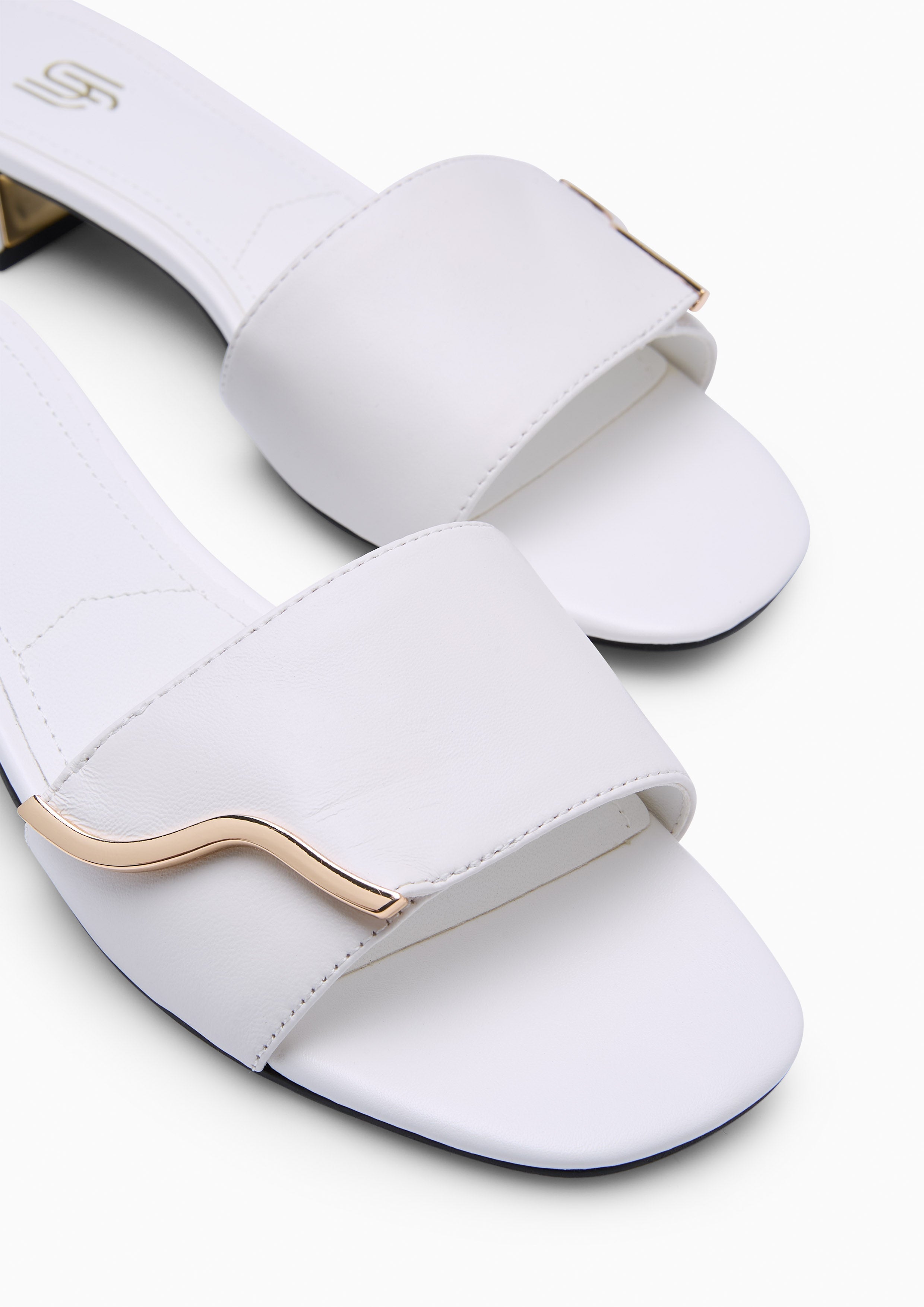 Eliza Infinite Sandals Ivory