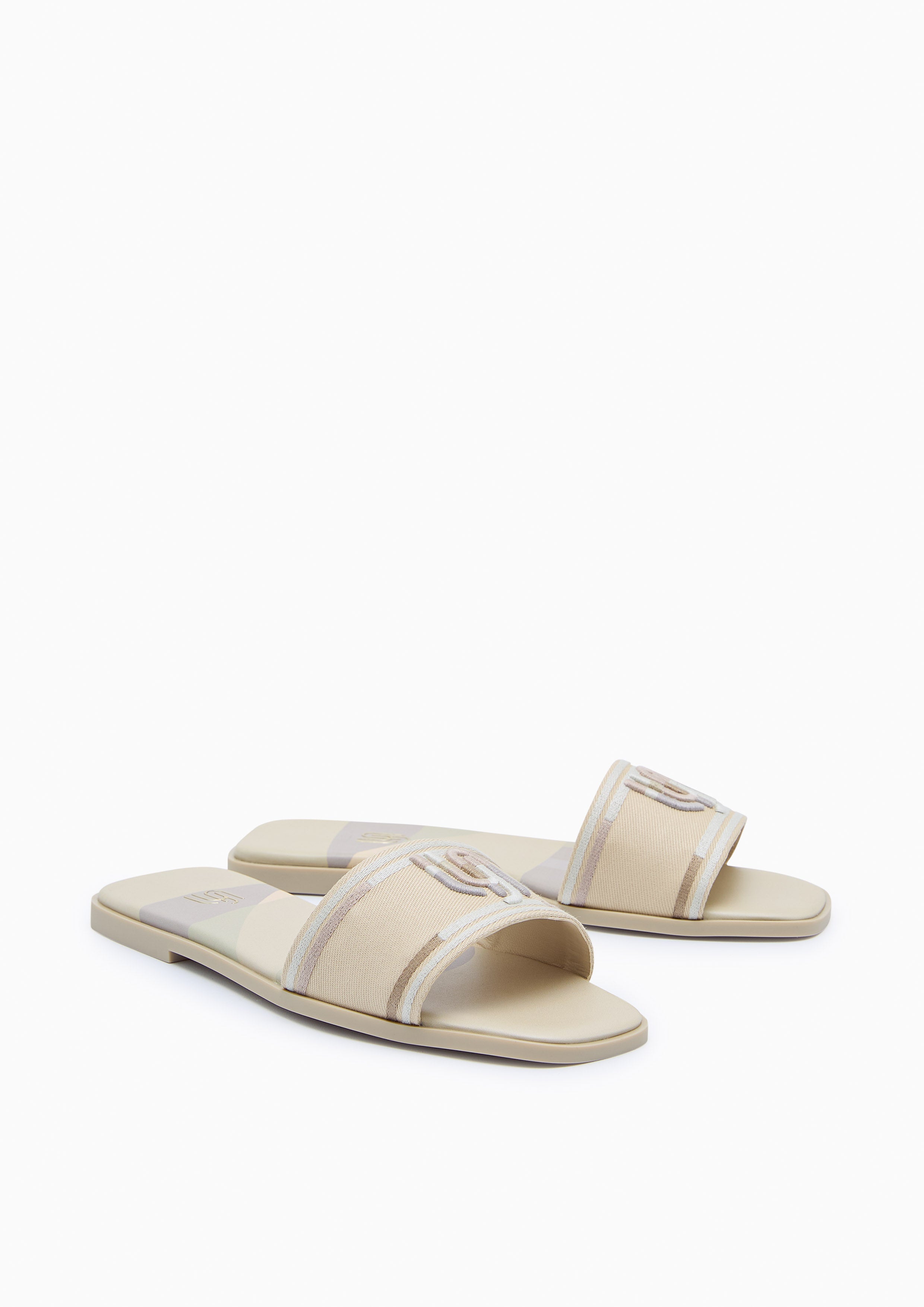 รองเท้าแตะ Maddie Flat Infinite