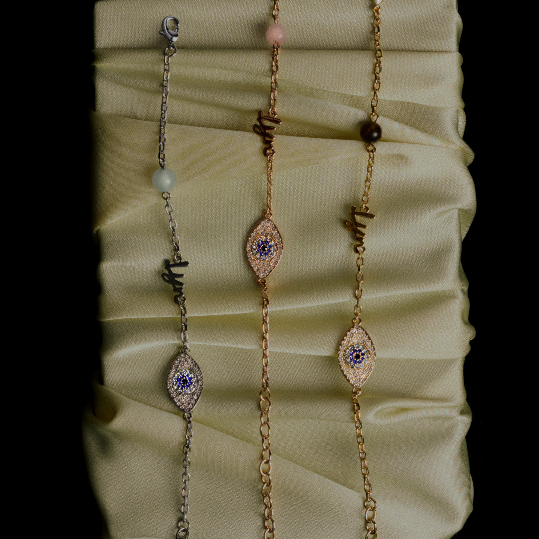 Discover the Best Accessories Collection at LYN | Trendy Styles